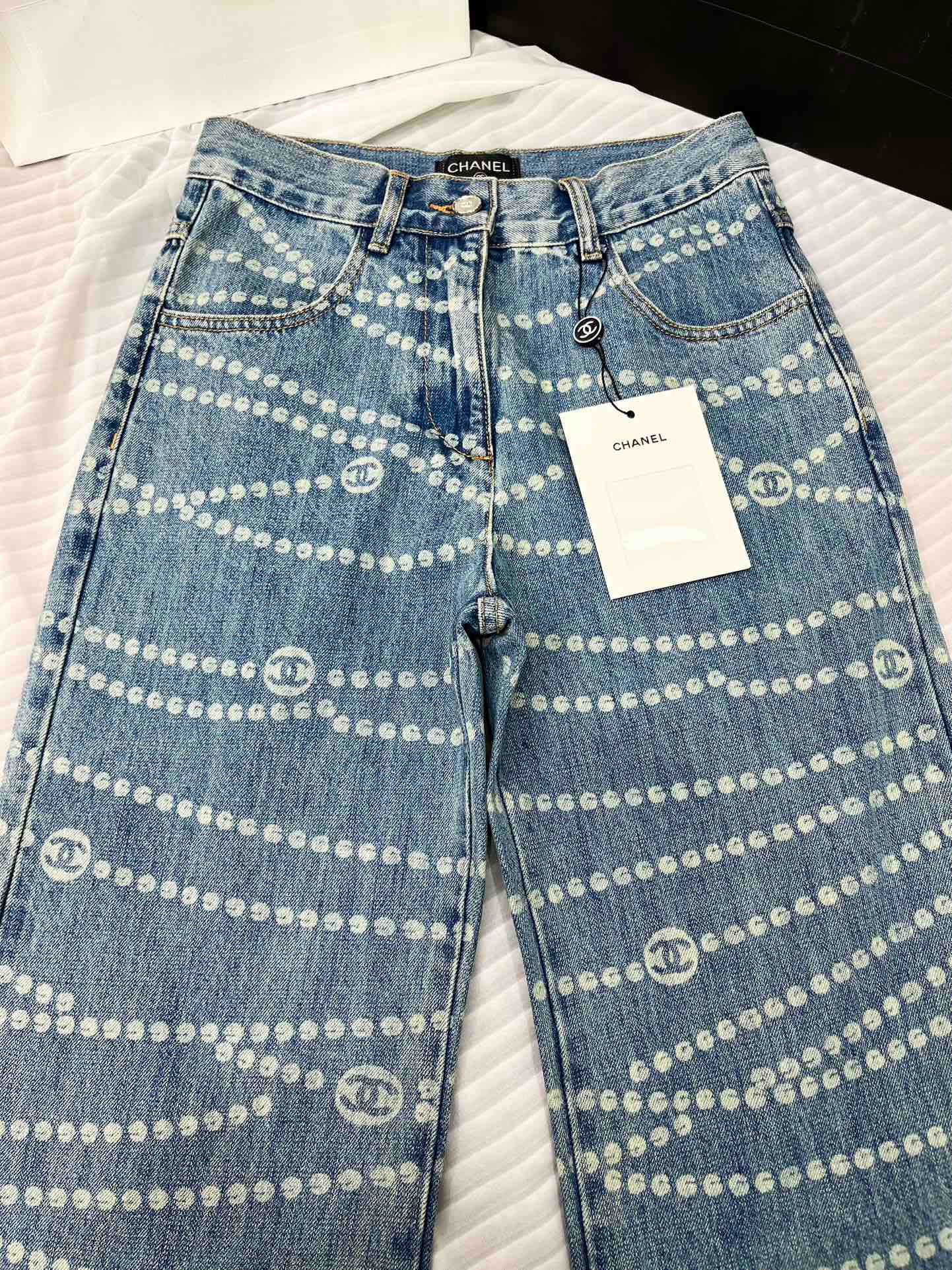 25 New jeans for spring and summer