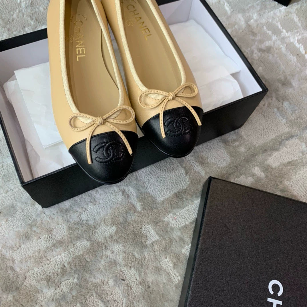 Bow ballet shoes