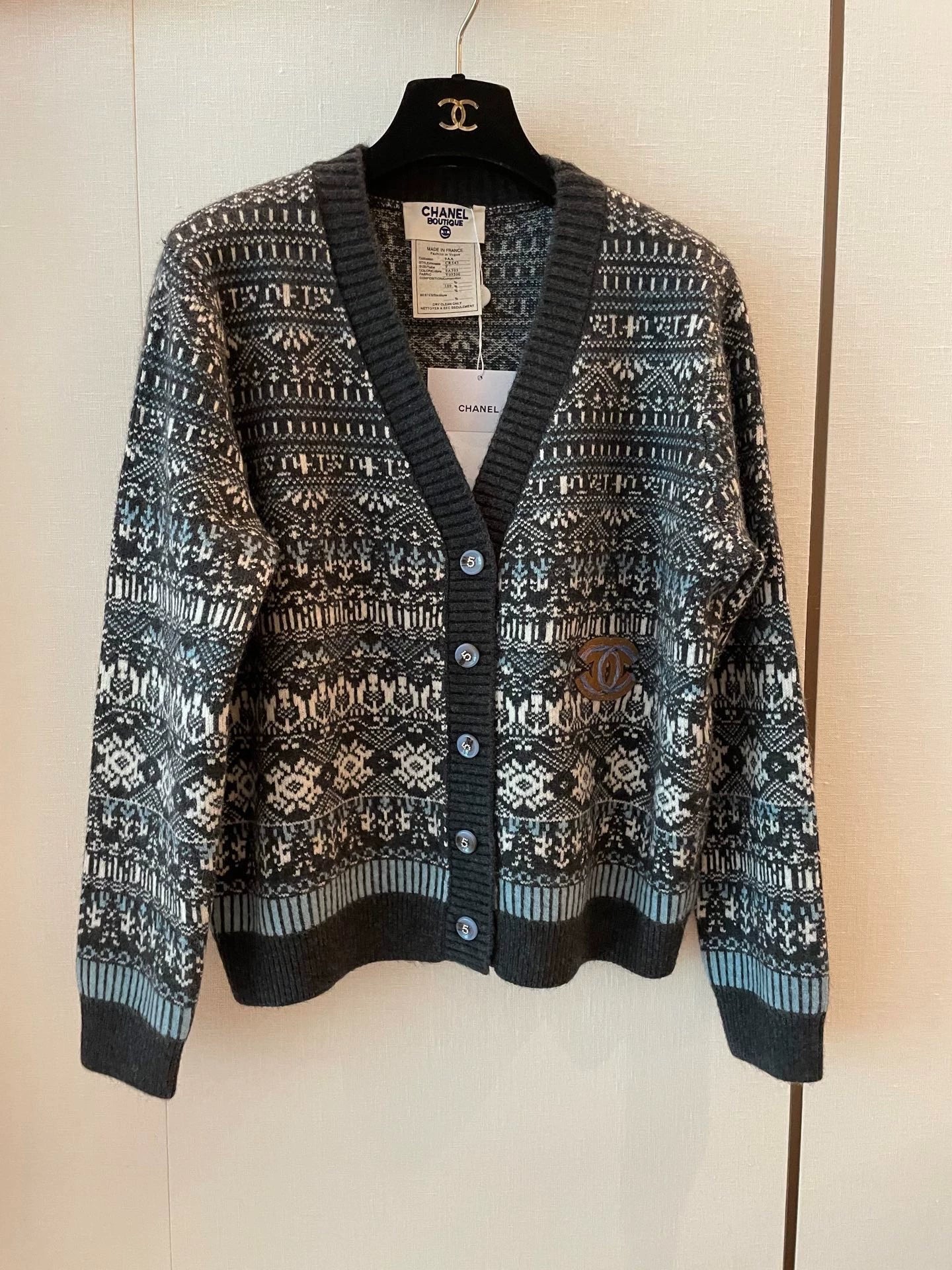 25fw New V-neck cardigan(Medieval Series)