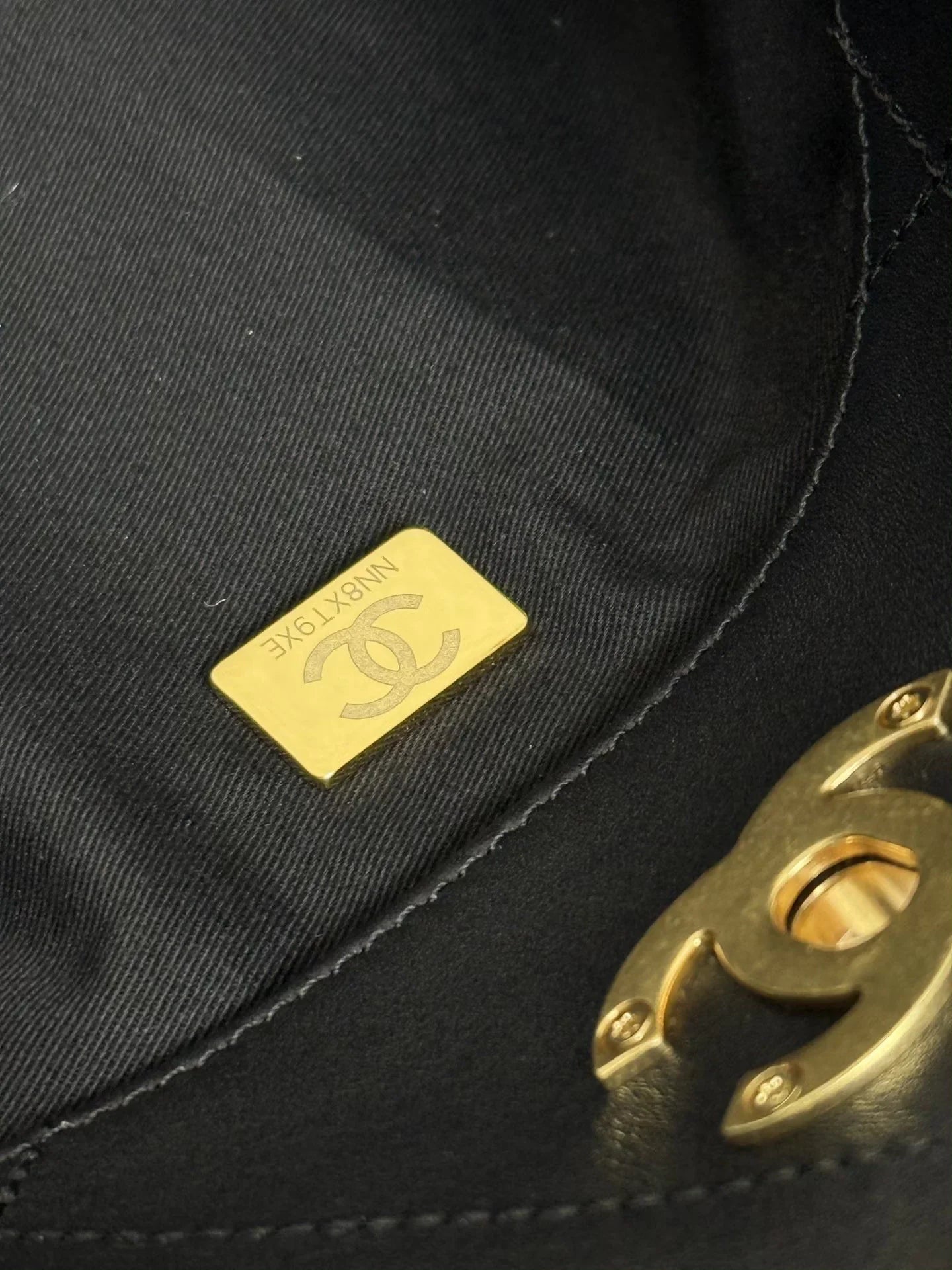 25S Tote bag