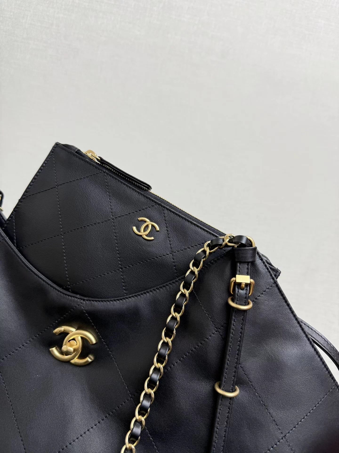 25S Tote bag