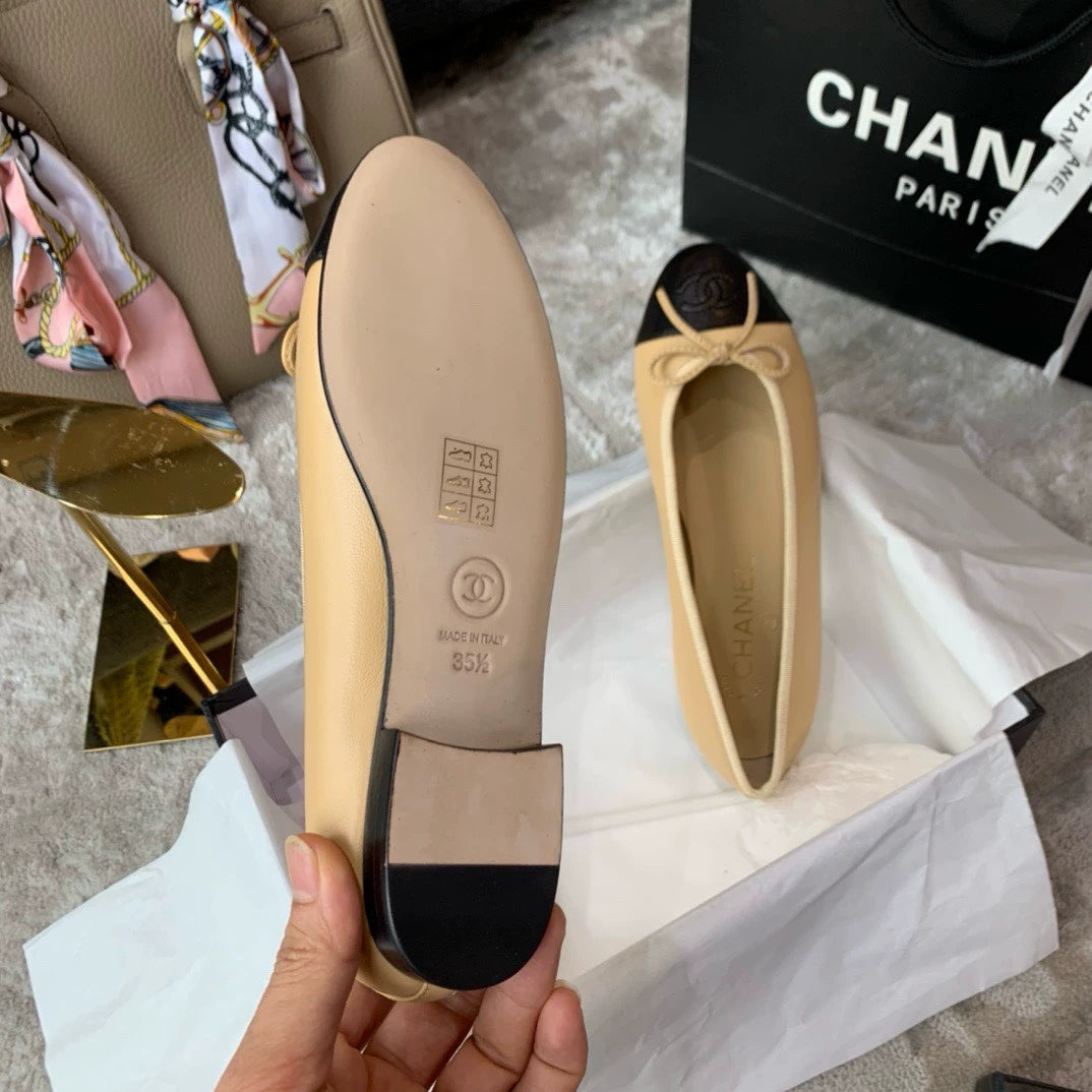 Bow ballet shoes