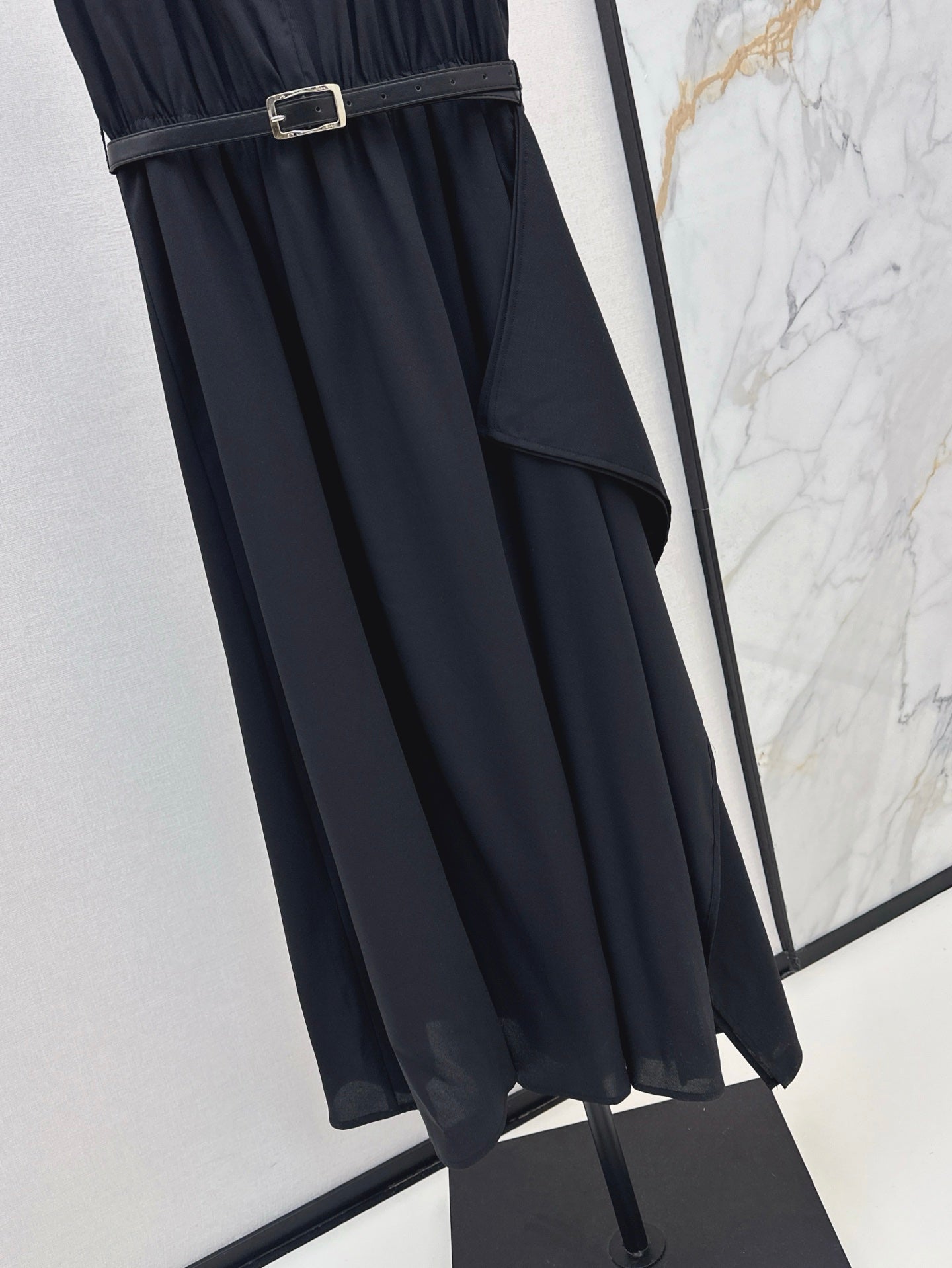 25ss sleeveless dress