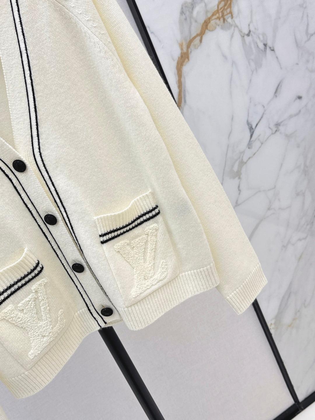 25fw knitted cashmere cardigan