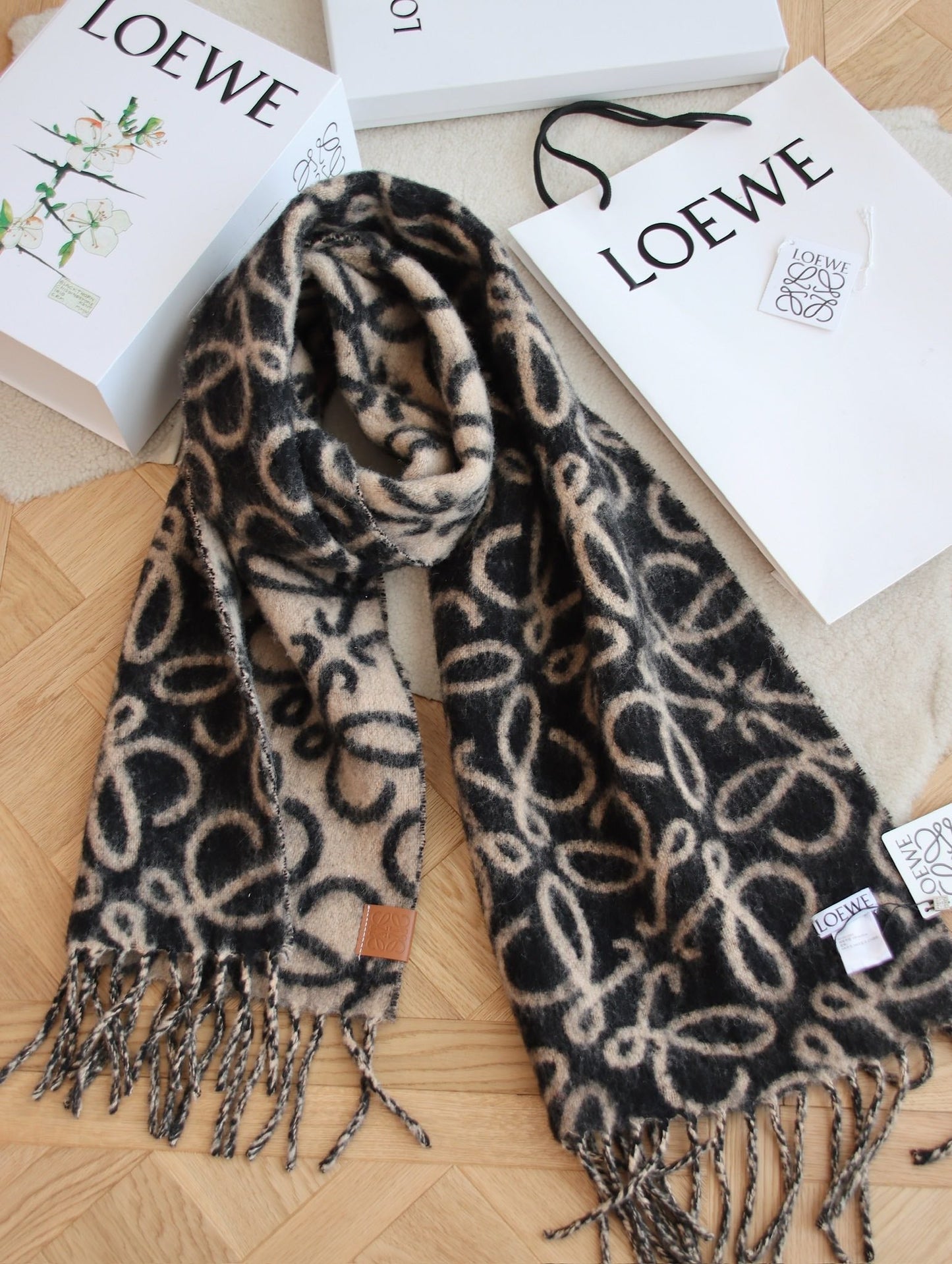 New wool mohair scarf