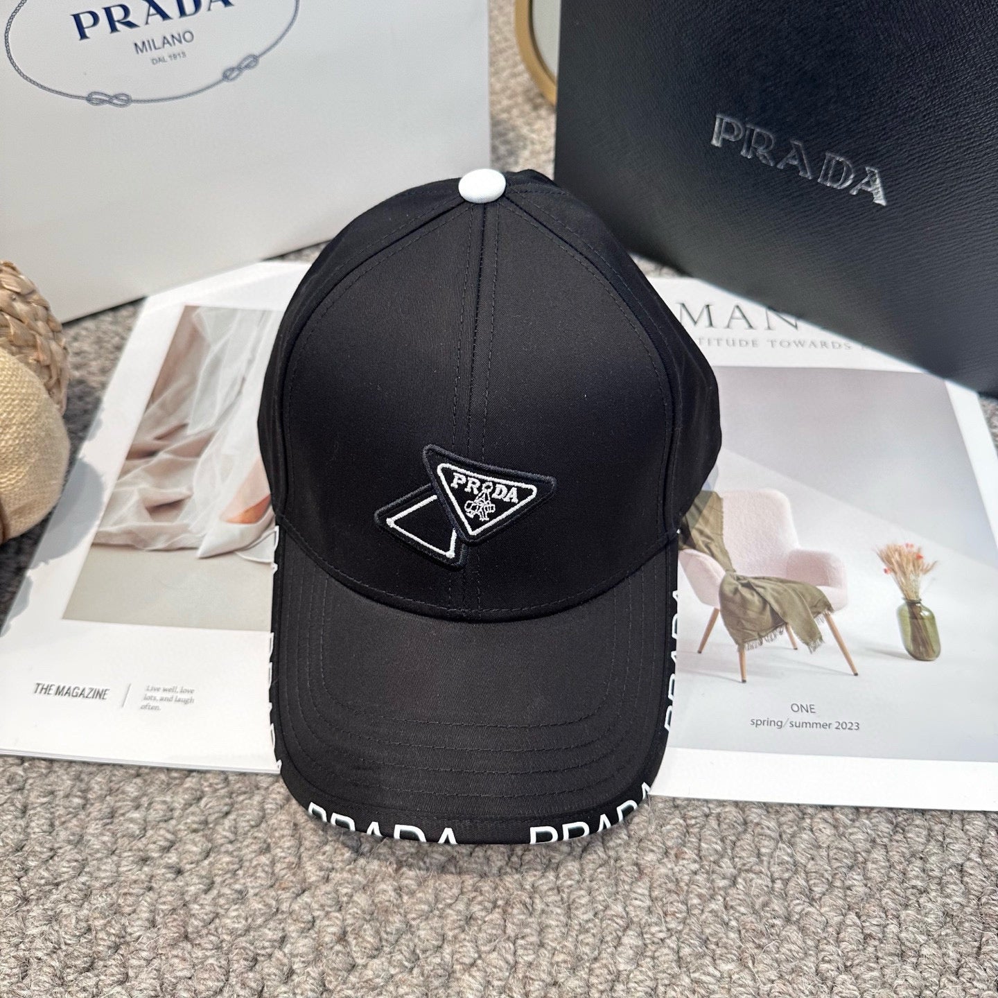 Classic triangle logo baseball cap