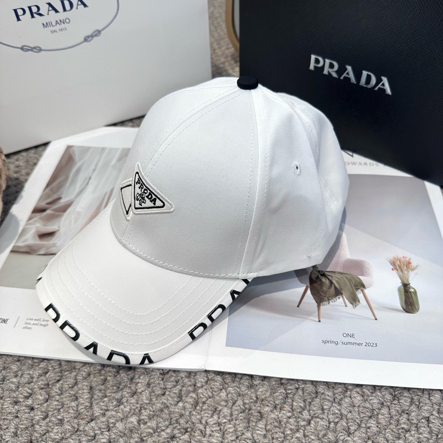 Classic triangle logo baseball cap