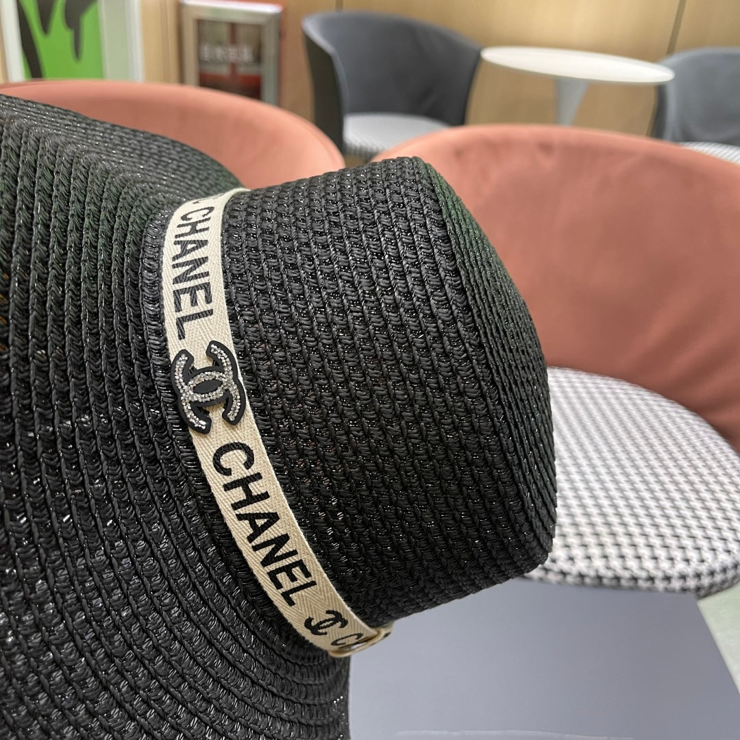 25 new straw hat