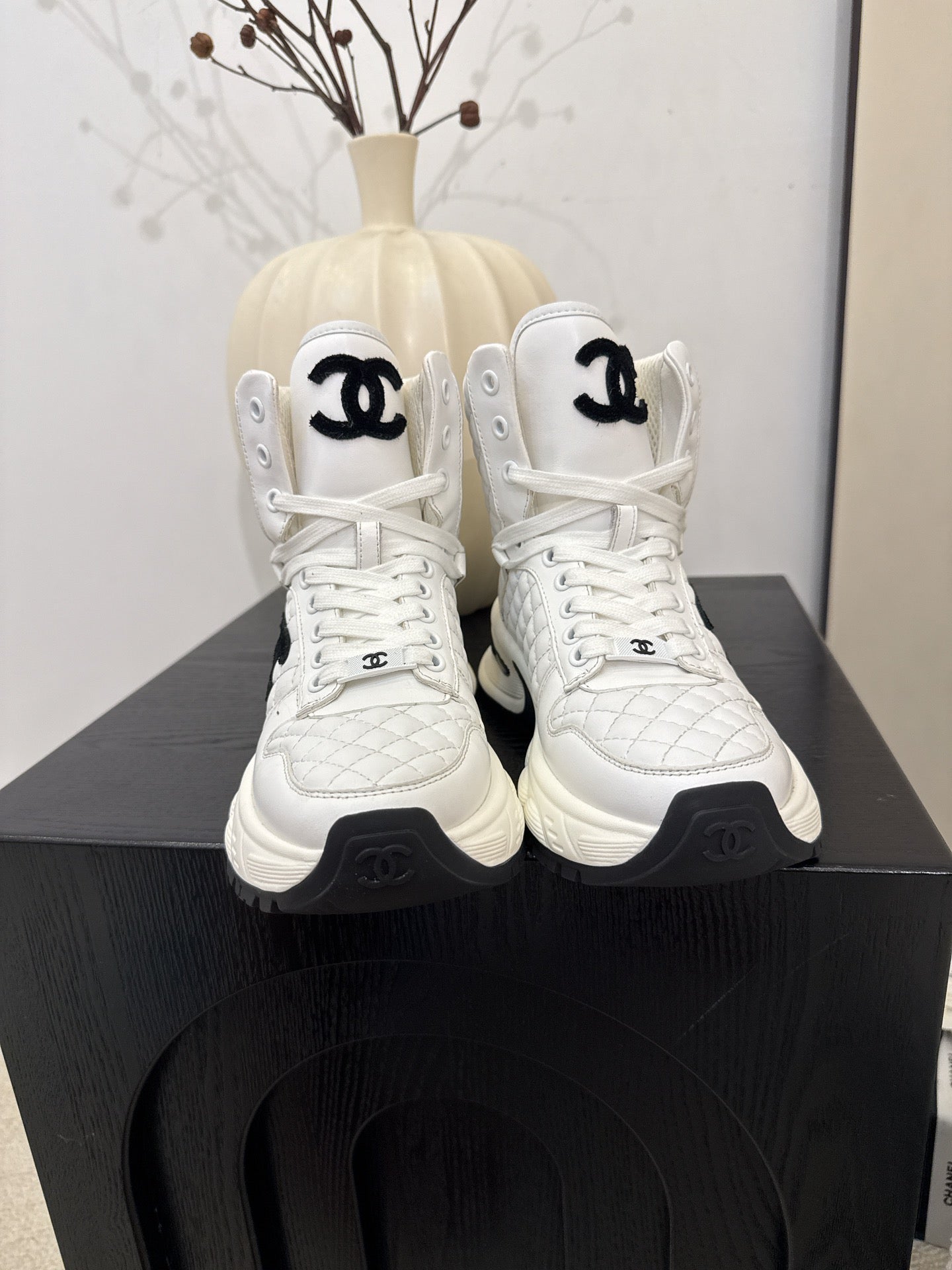 25 High top leather casual shoes(WHITE/BLACK)