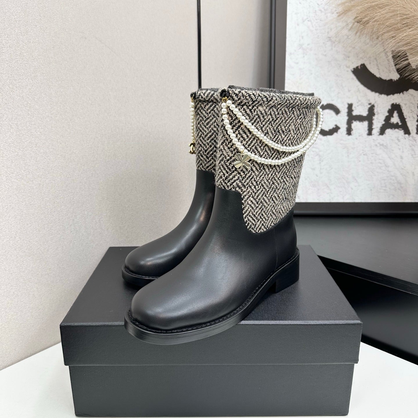 25 Pearl necklace decoration, thick soled short boots(GRAY/BLACK)