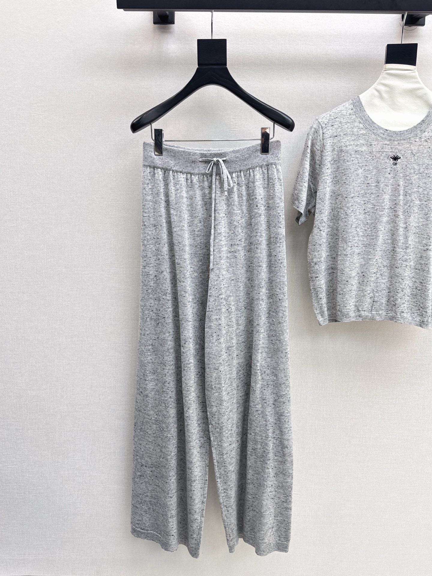 25fw new wool embroidered sweater with straight pants suit