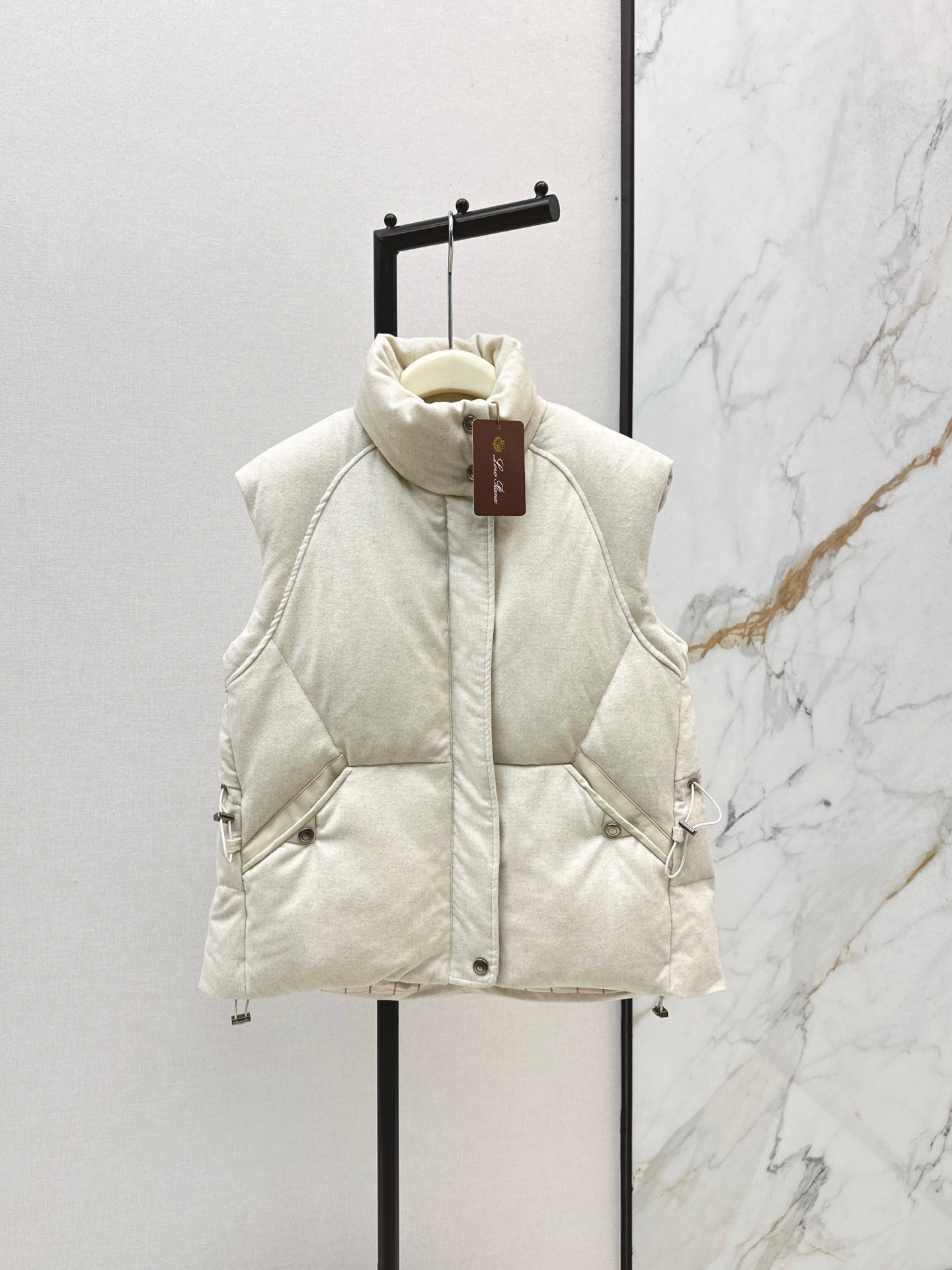 25 New drawstring waistband woolen down vest jacket
