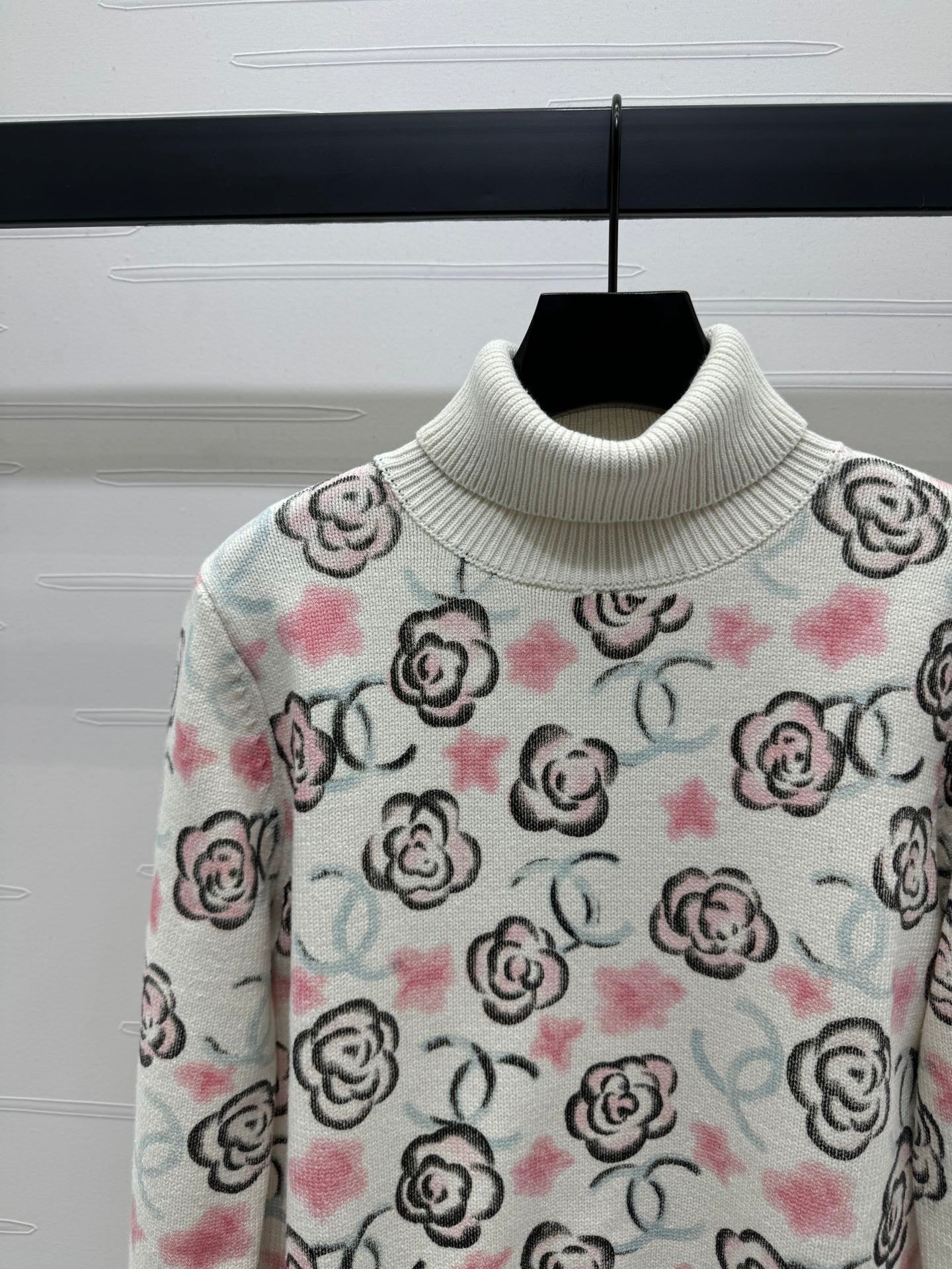 Hot Selling Turtleneck Sweater
