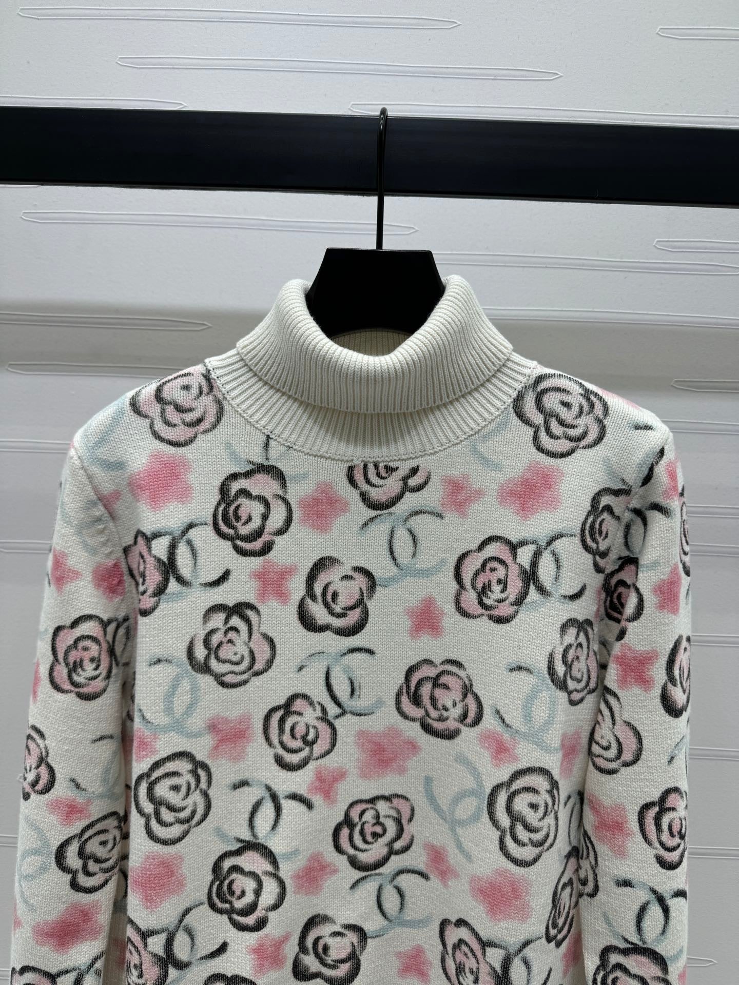 Hot Selling Turtleneck Sweater
