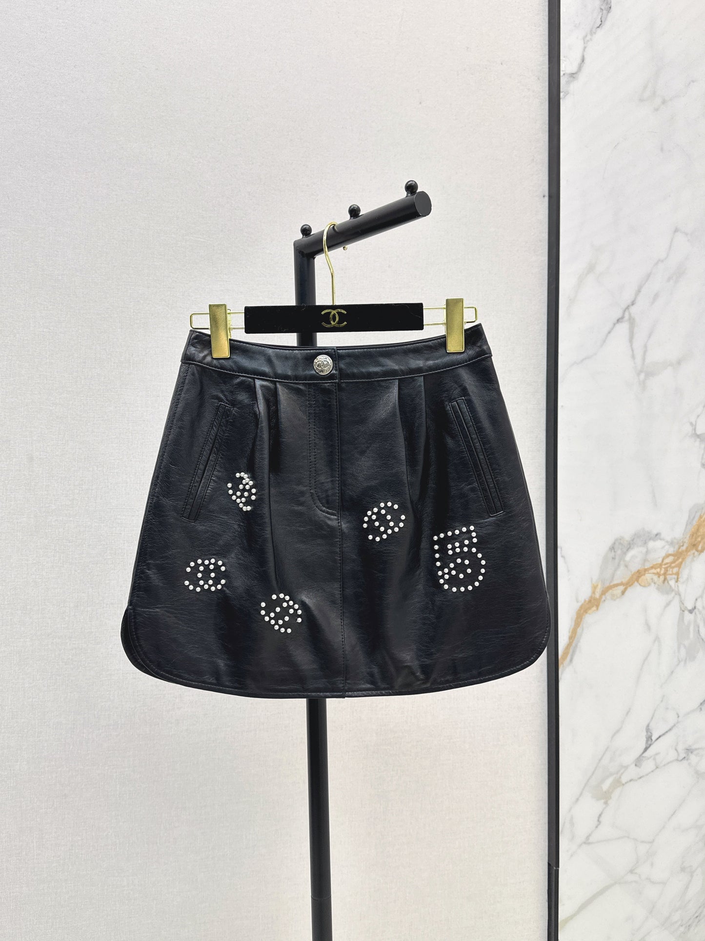 25fw Logo Bead Half Skirt