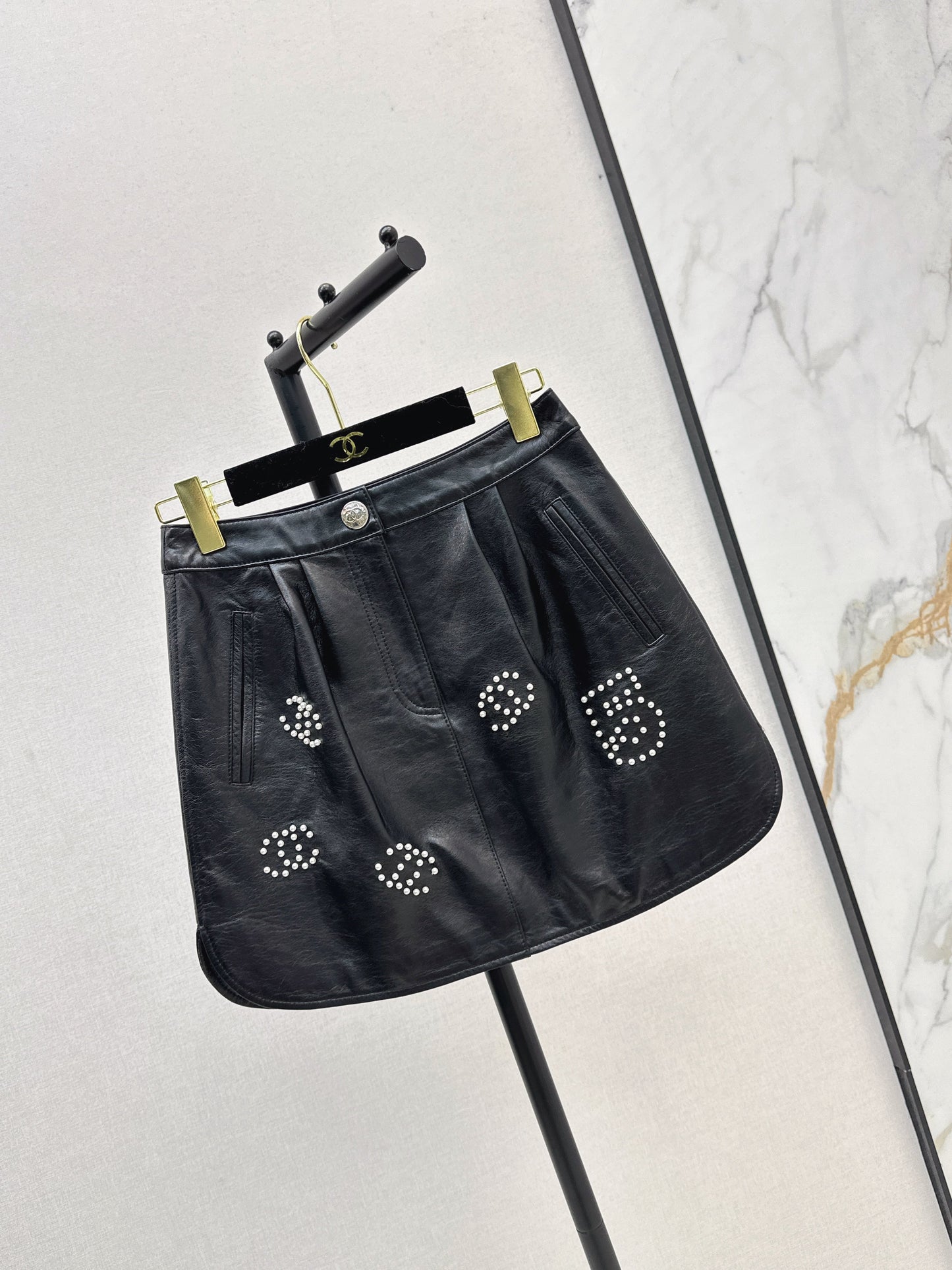 25fw Logo Bead Half Skirt