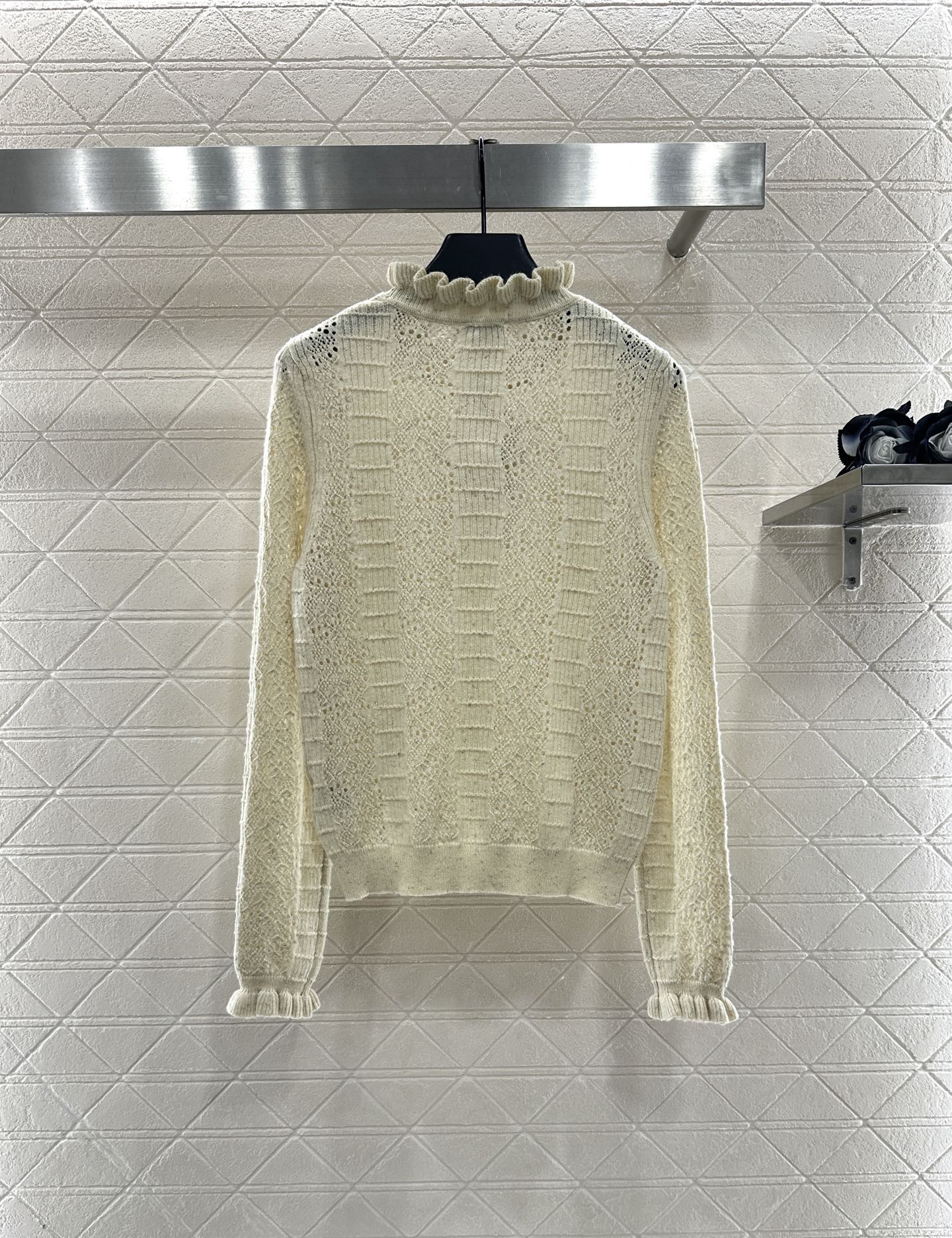 25fw Black fungus lace sweater