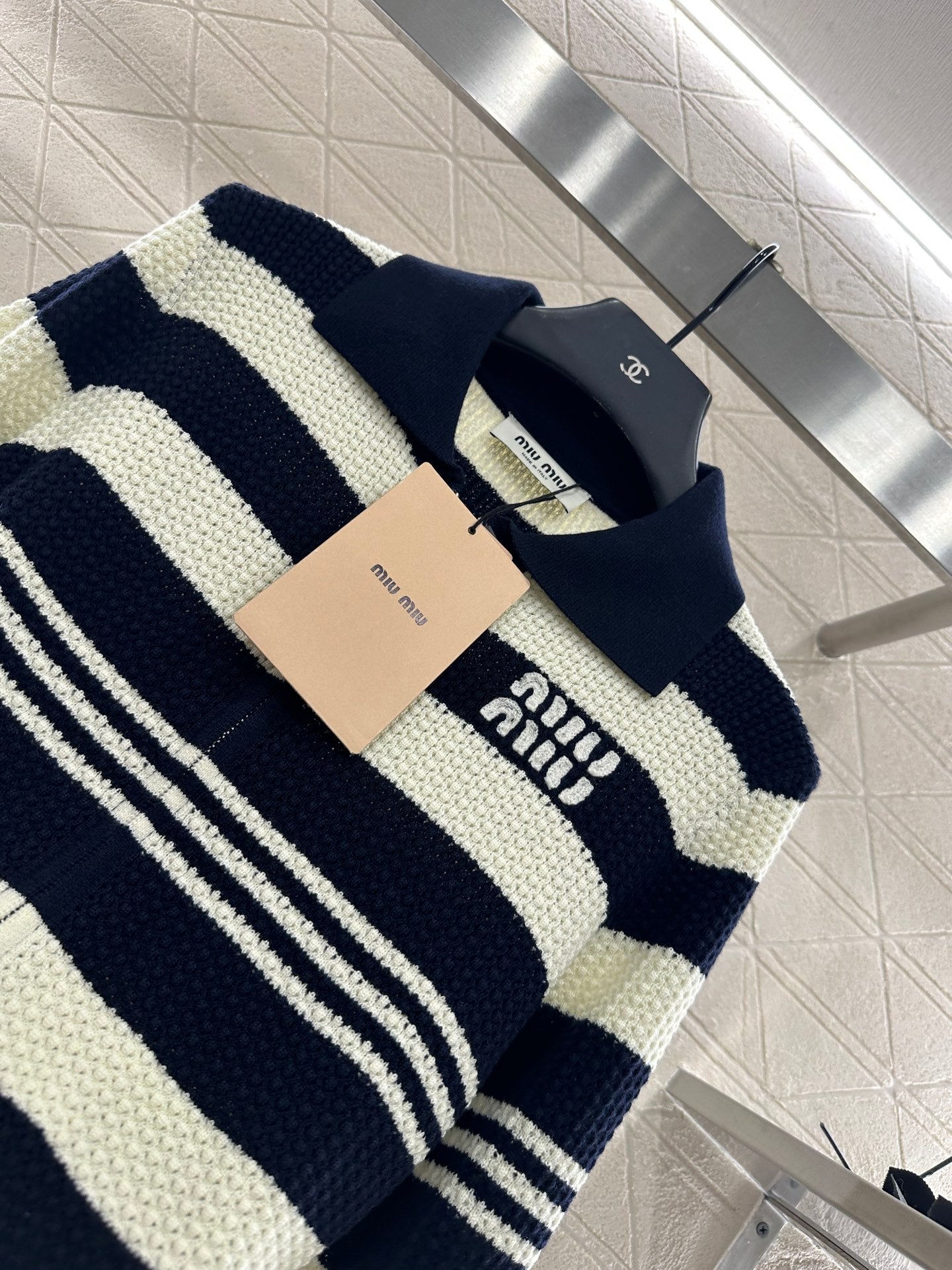 25fw Collar knit striped cardigan