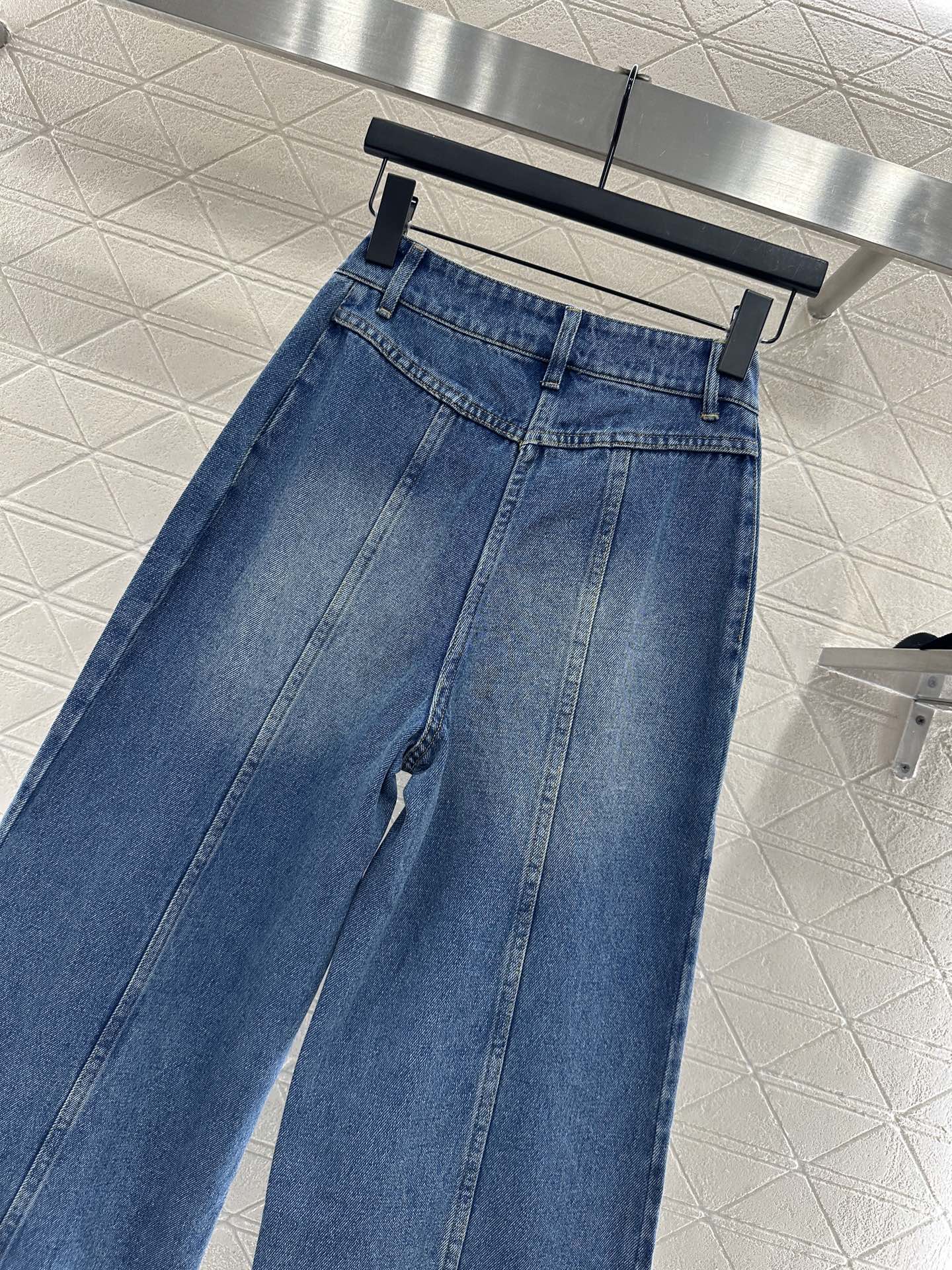 Love Double C Jeans