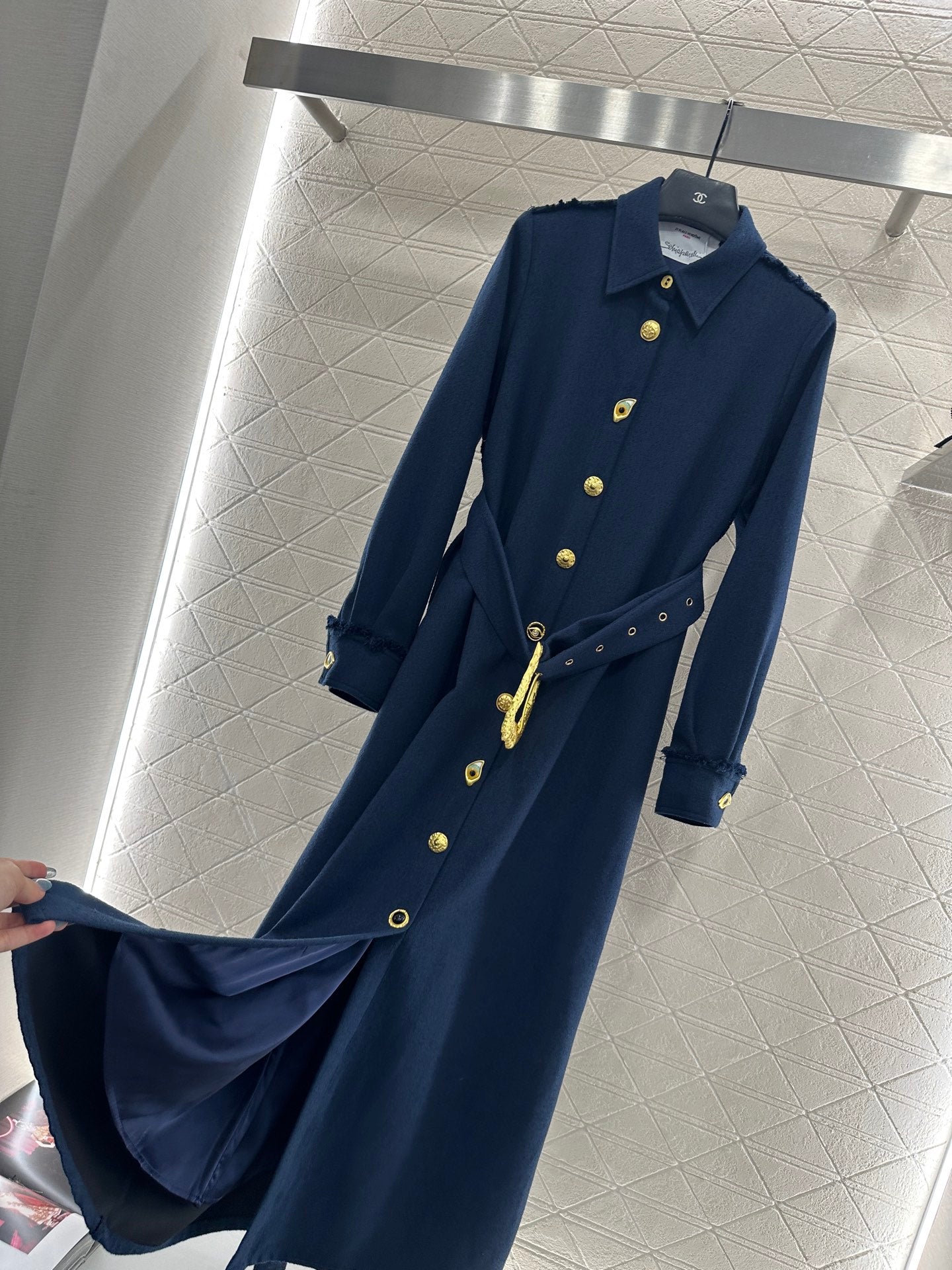 Belt long windbreaker jacket