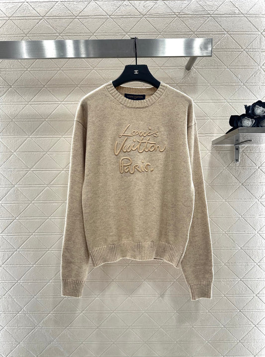 Simple letter pullover sweater