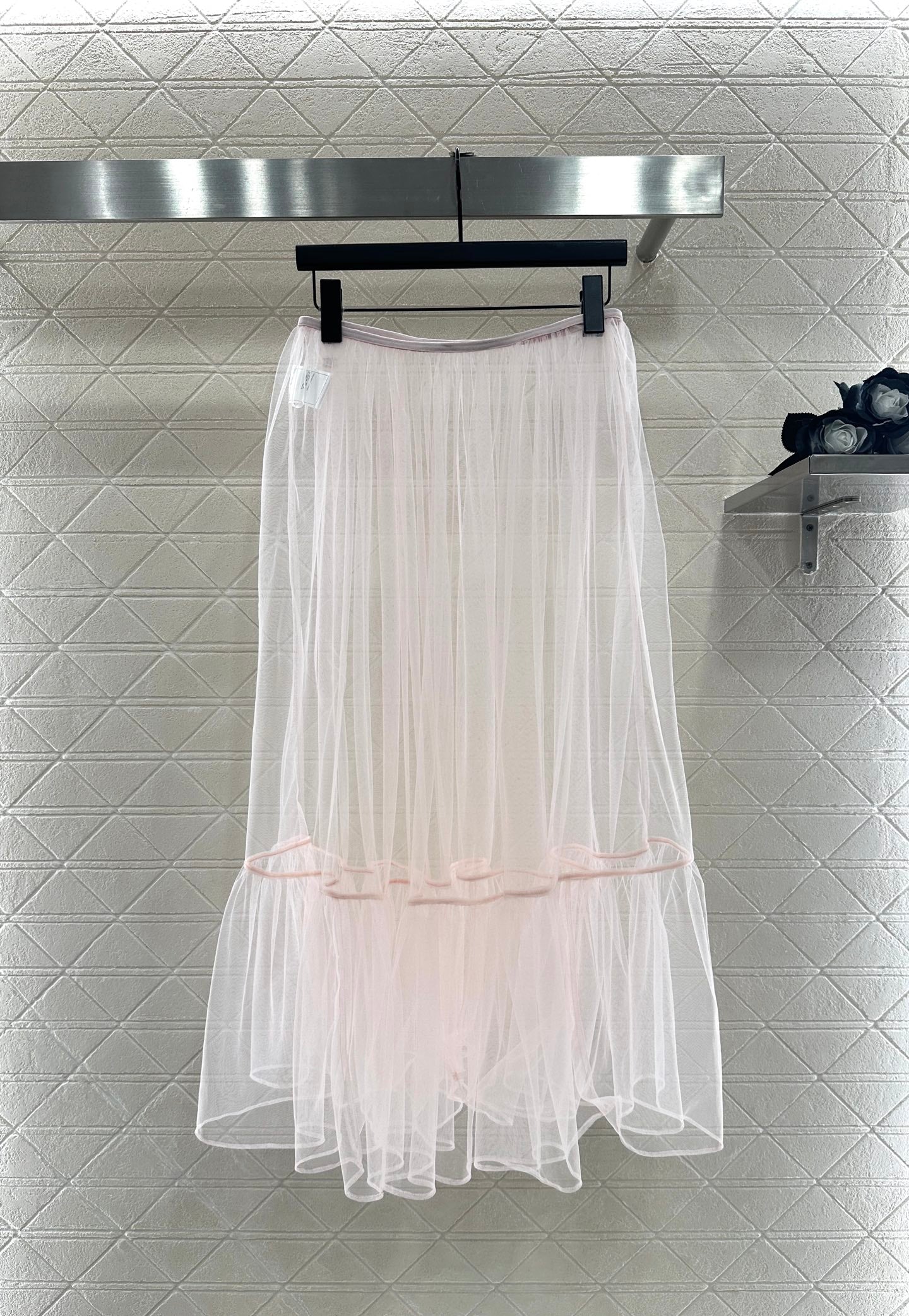High waisted mid length transparent cake gauze skirt