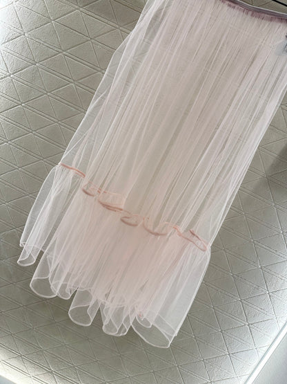 High waisted mid length transparent cake gauze skirt