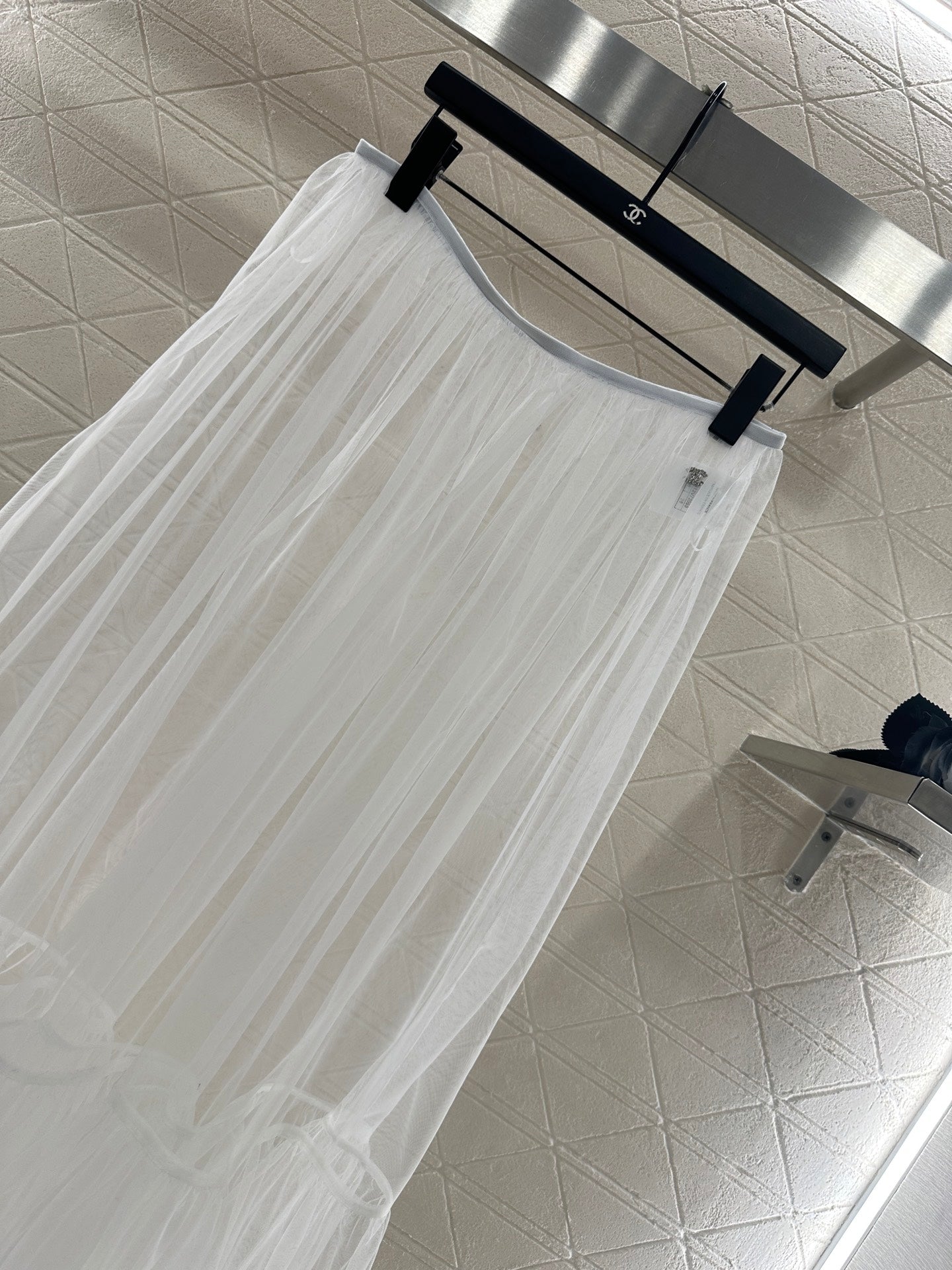High waisted mid length transparent cake gauze skirt