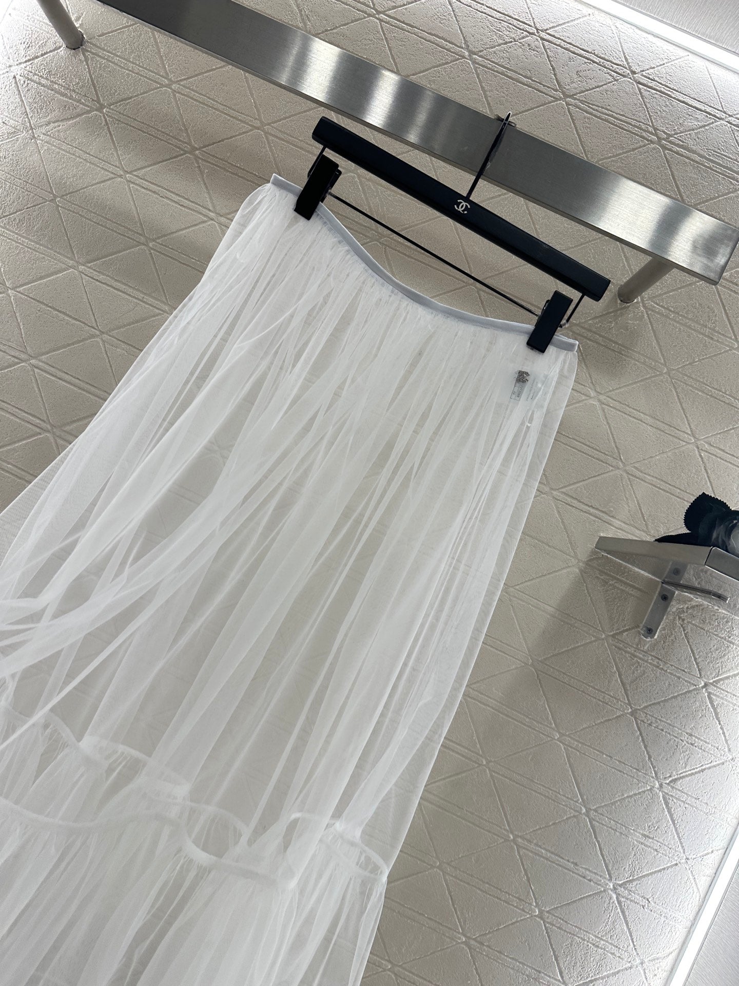 High waisted mid length transparent cake gauze skirt
