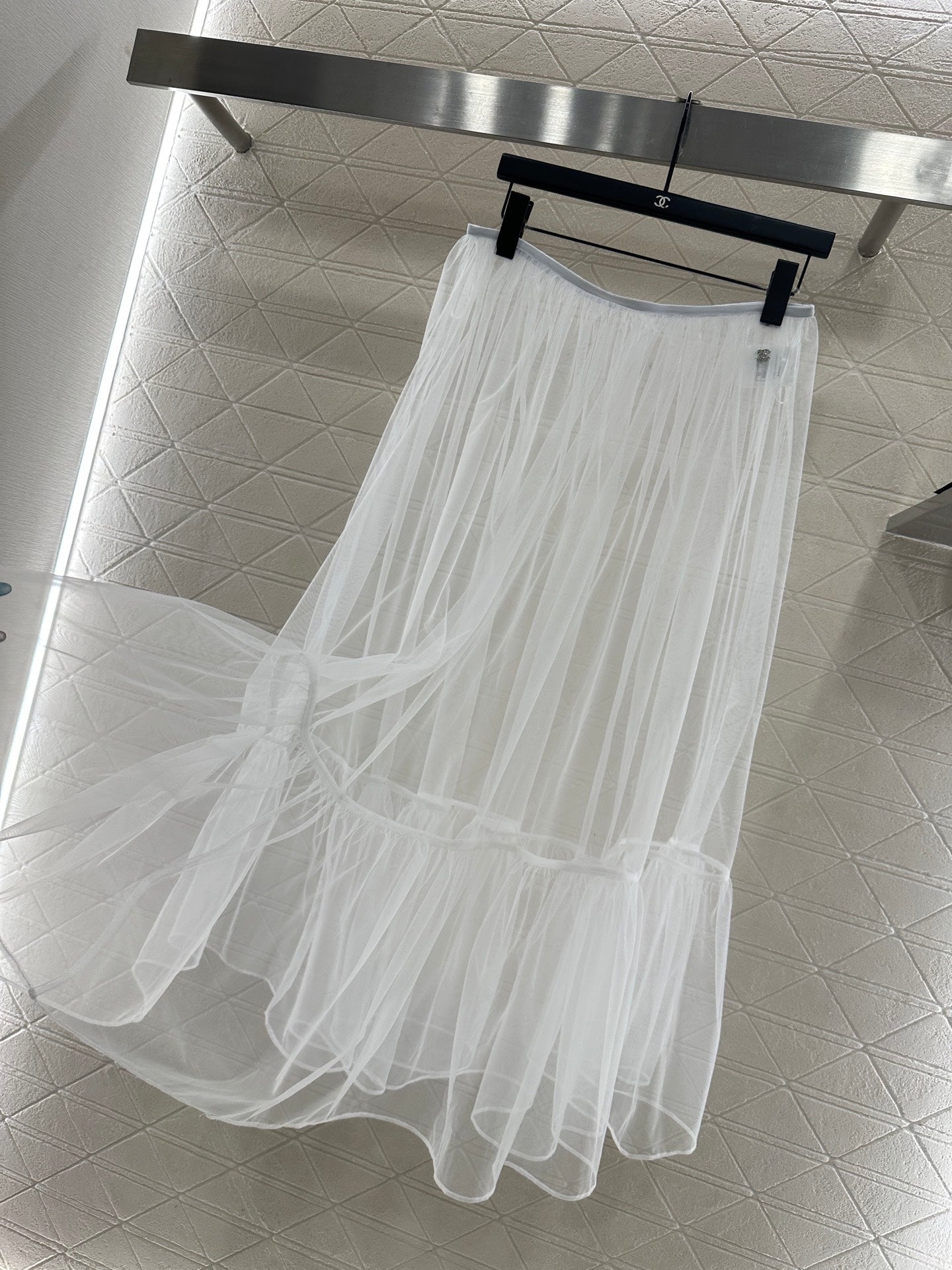 High waisted mid length transparent cake gauze skirt