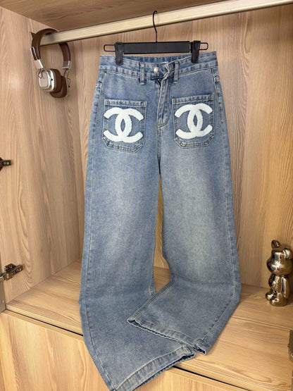 25 pairs of C terry embroidered straight jeans