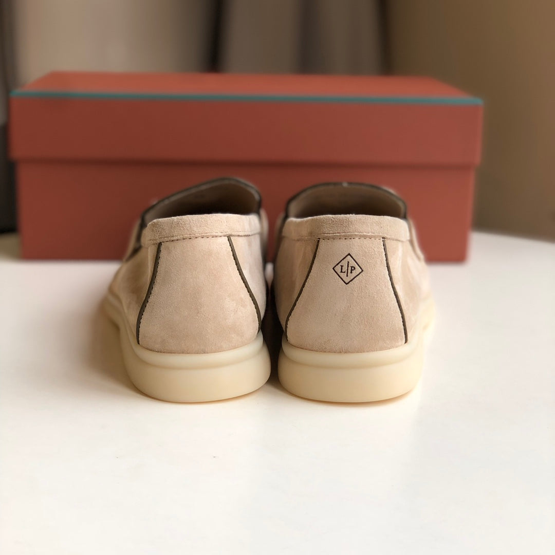 25A loafers