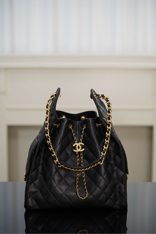 Drawstring bucket bag（Black)