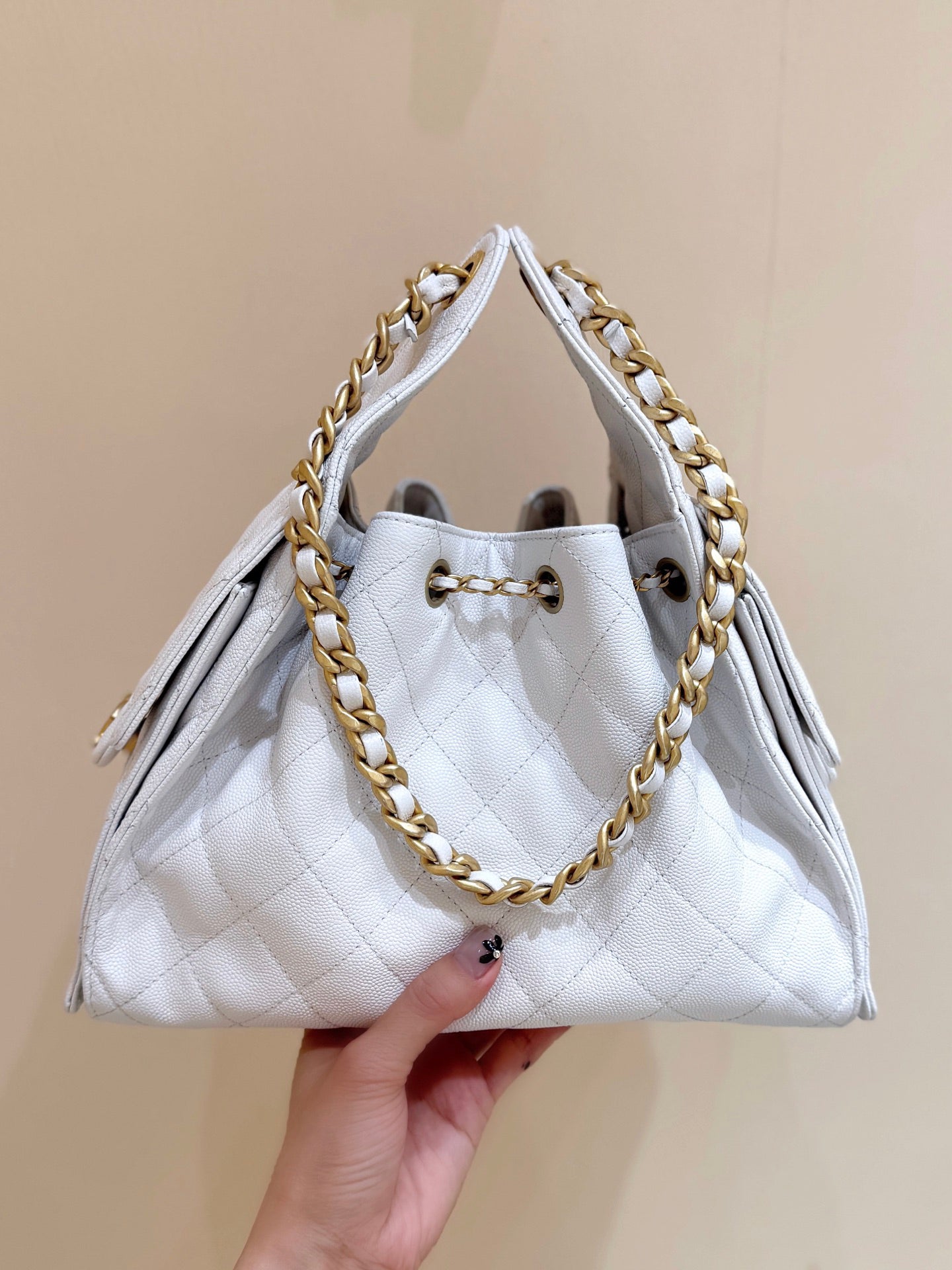 Drawstring bucket bag （WHite）