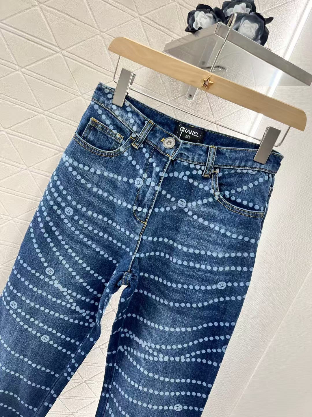 Logo wide leg jeans