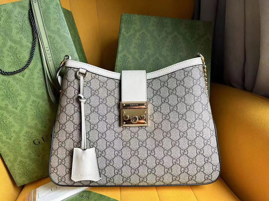 25 Ebony Small Bag
