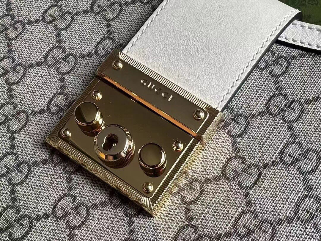 25 Ebony Small Bag