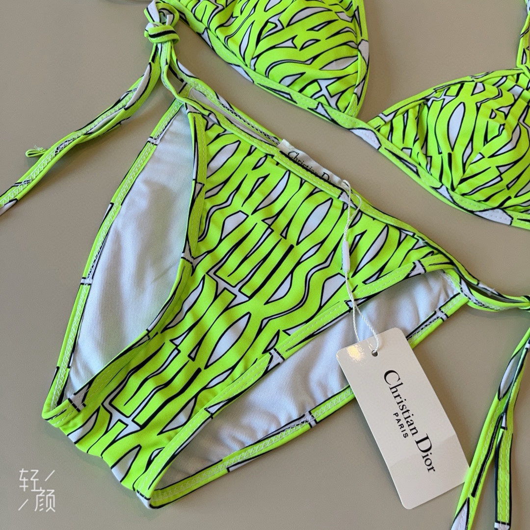 25 New style printed swimsuit