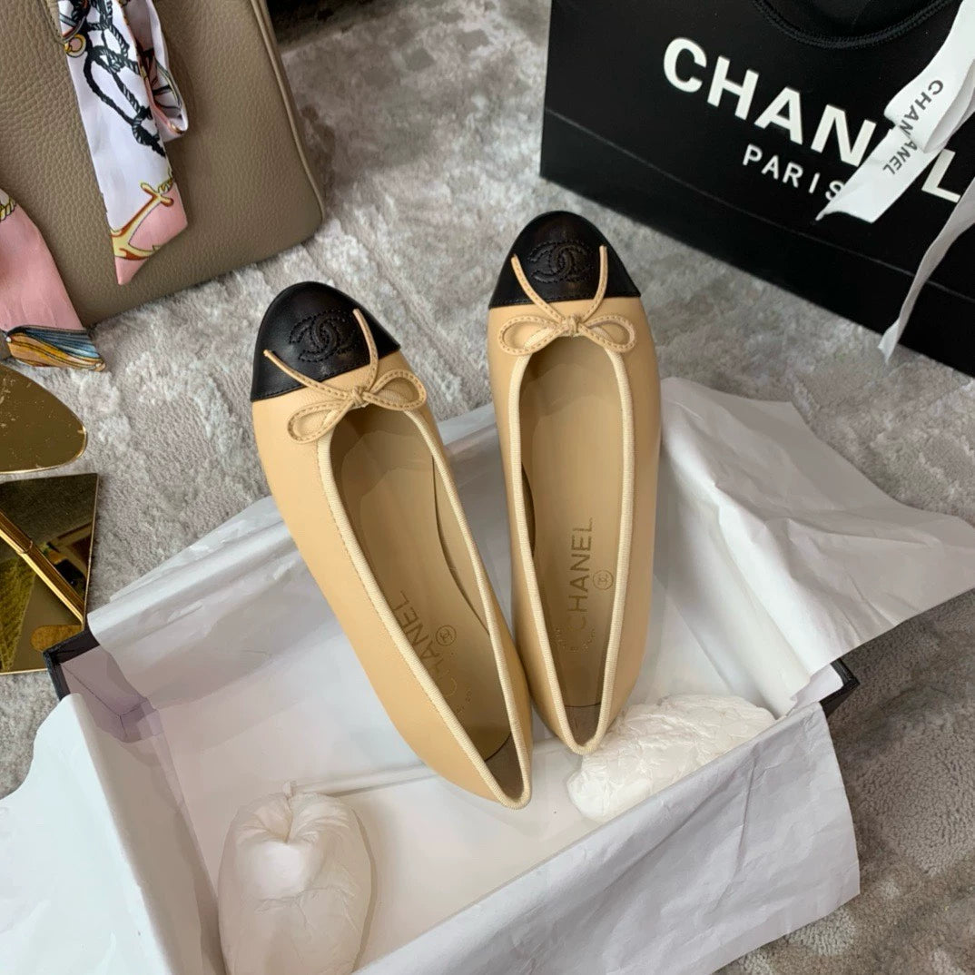 Bow ballet shoes