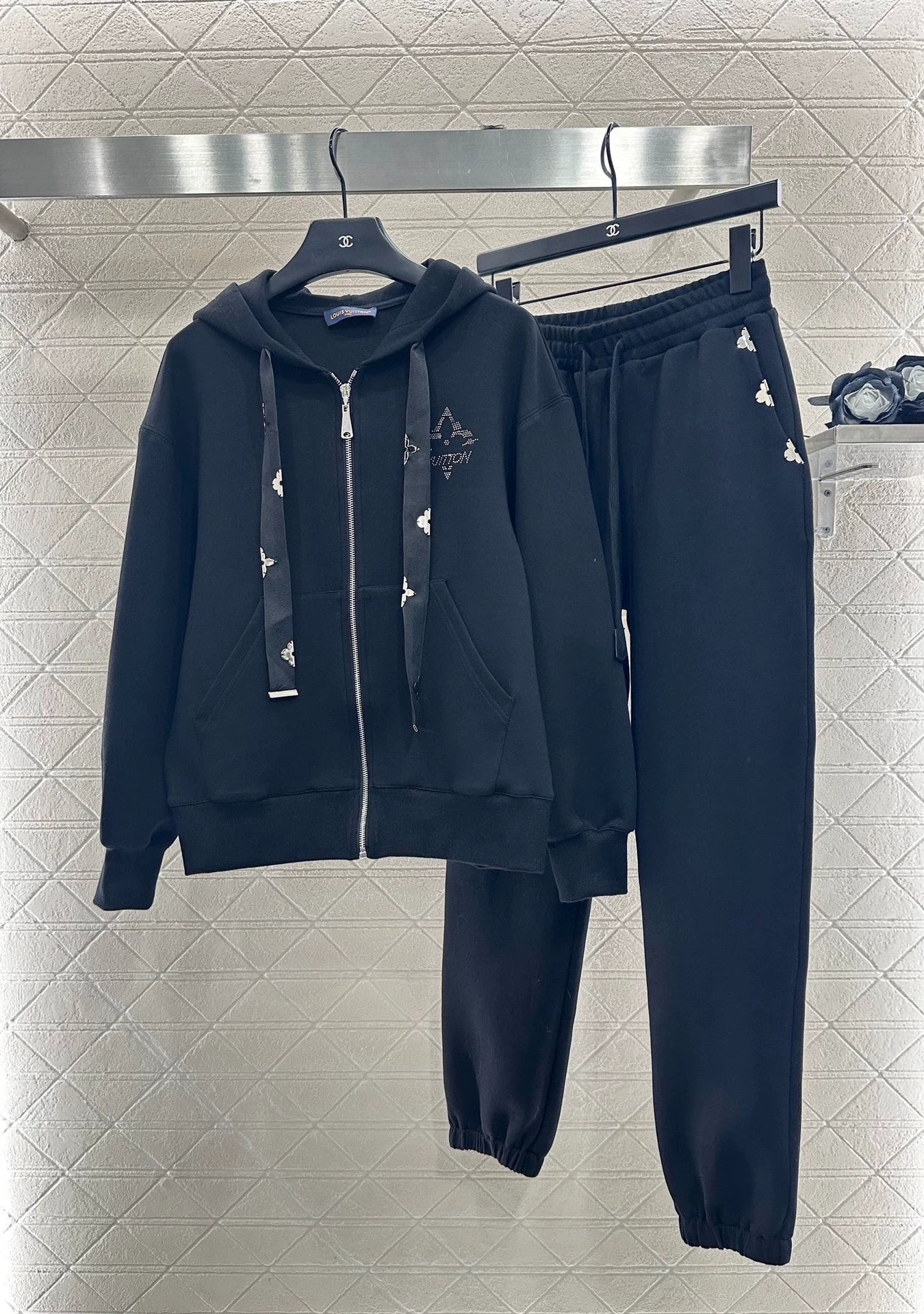 25fw Hooded jacket and pants set