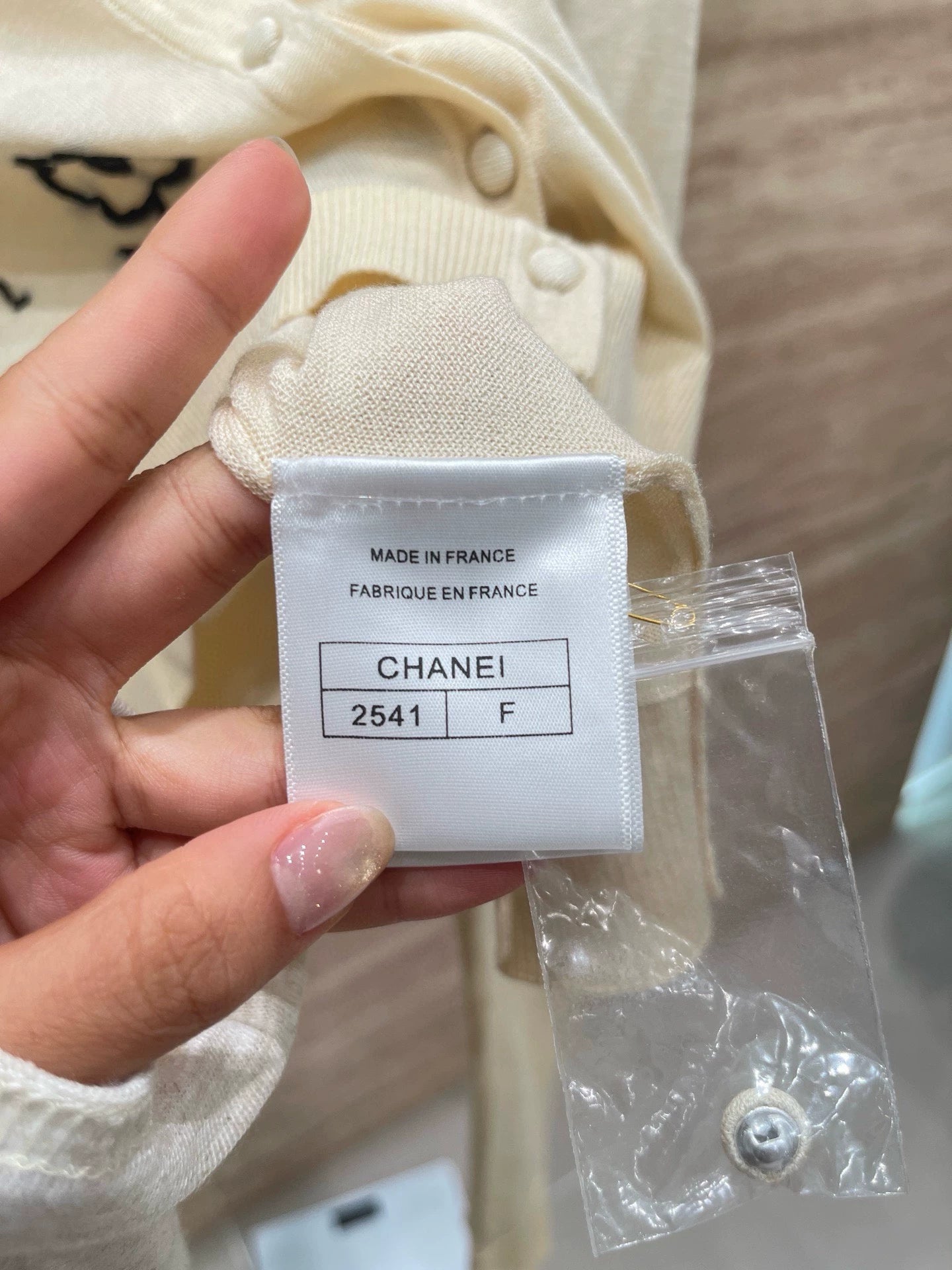 25fw A thin knitted sweater(vintage series)