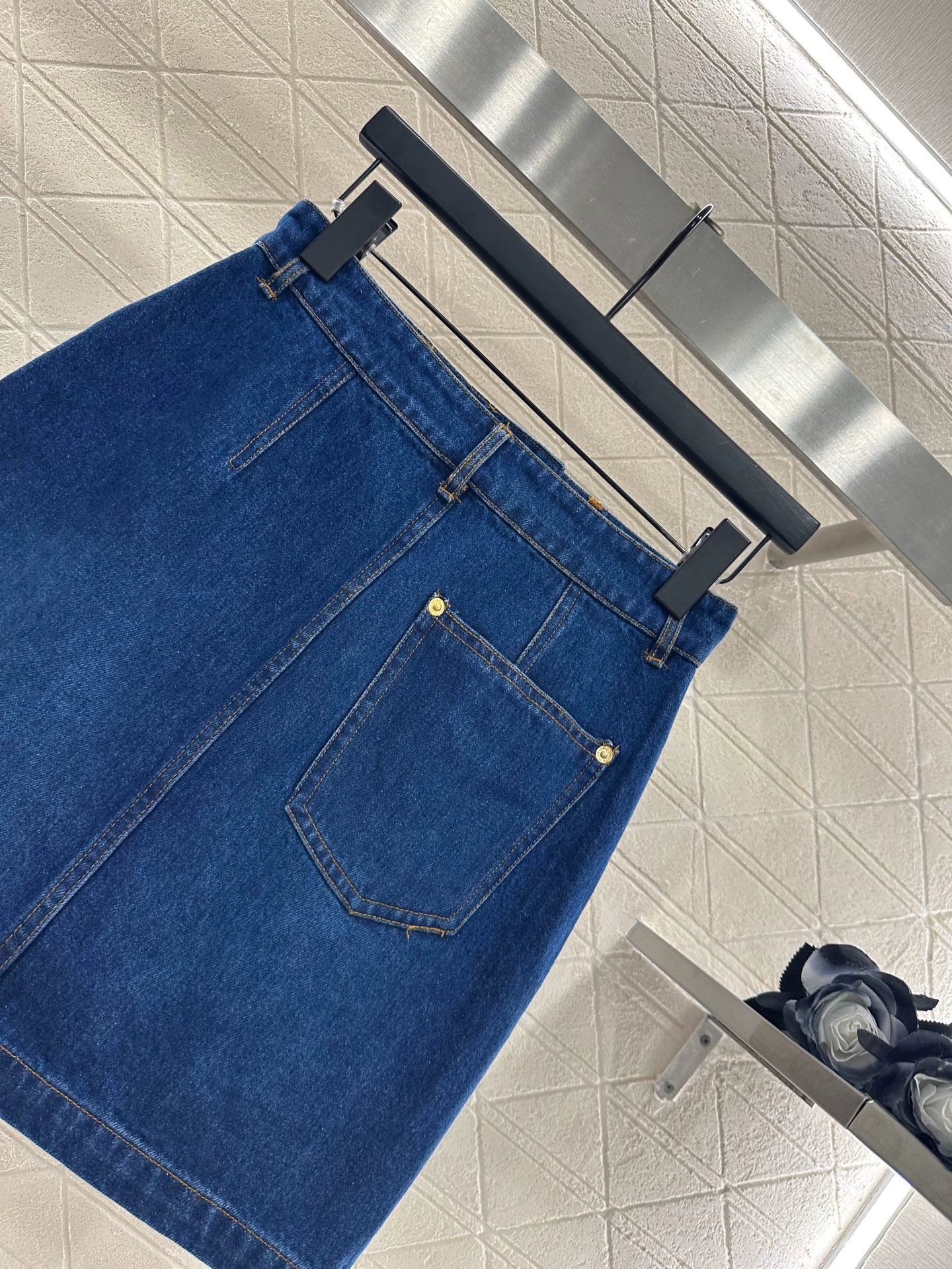 25fw Cat buckle hip skirt