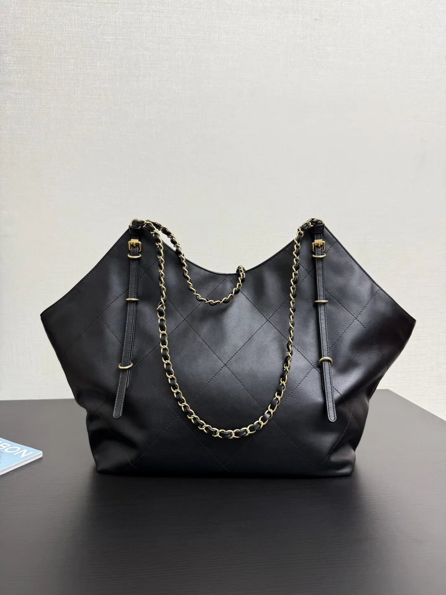 25S Tote bag