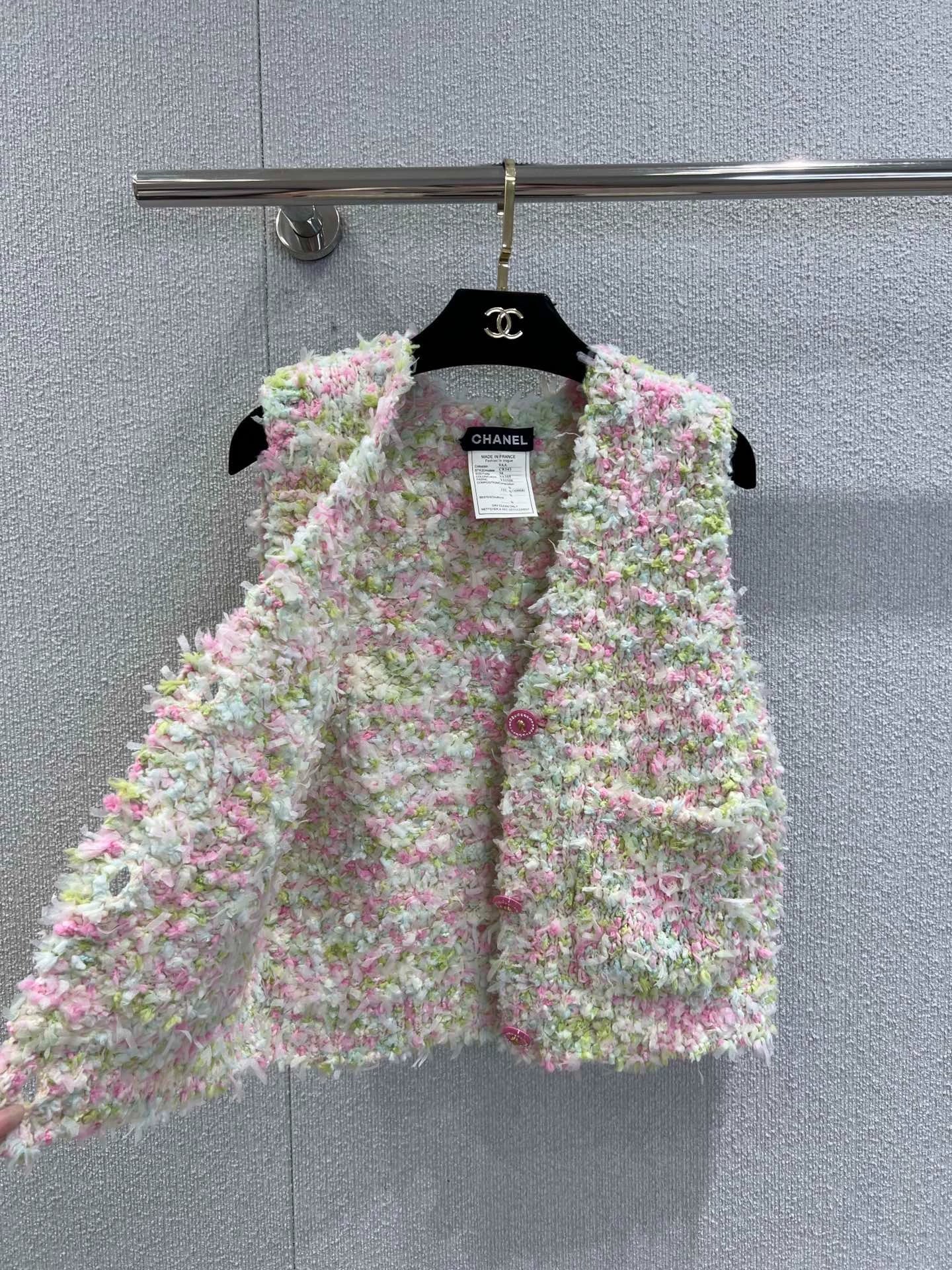 25fw Colorful macaron knitted vest（Medieval Series）