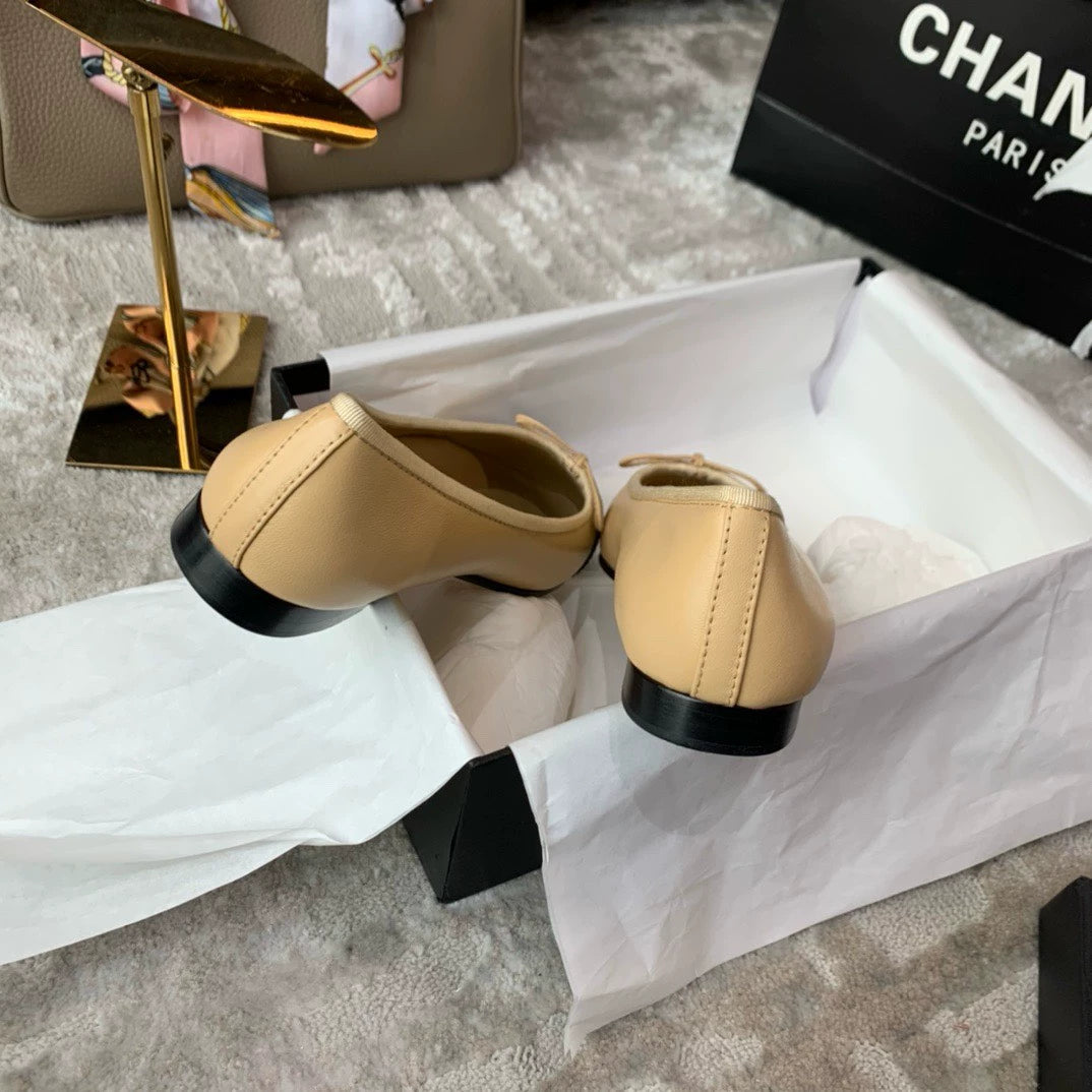 Bow ballet shoes