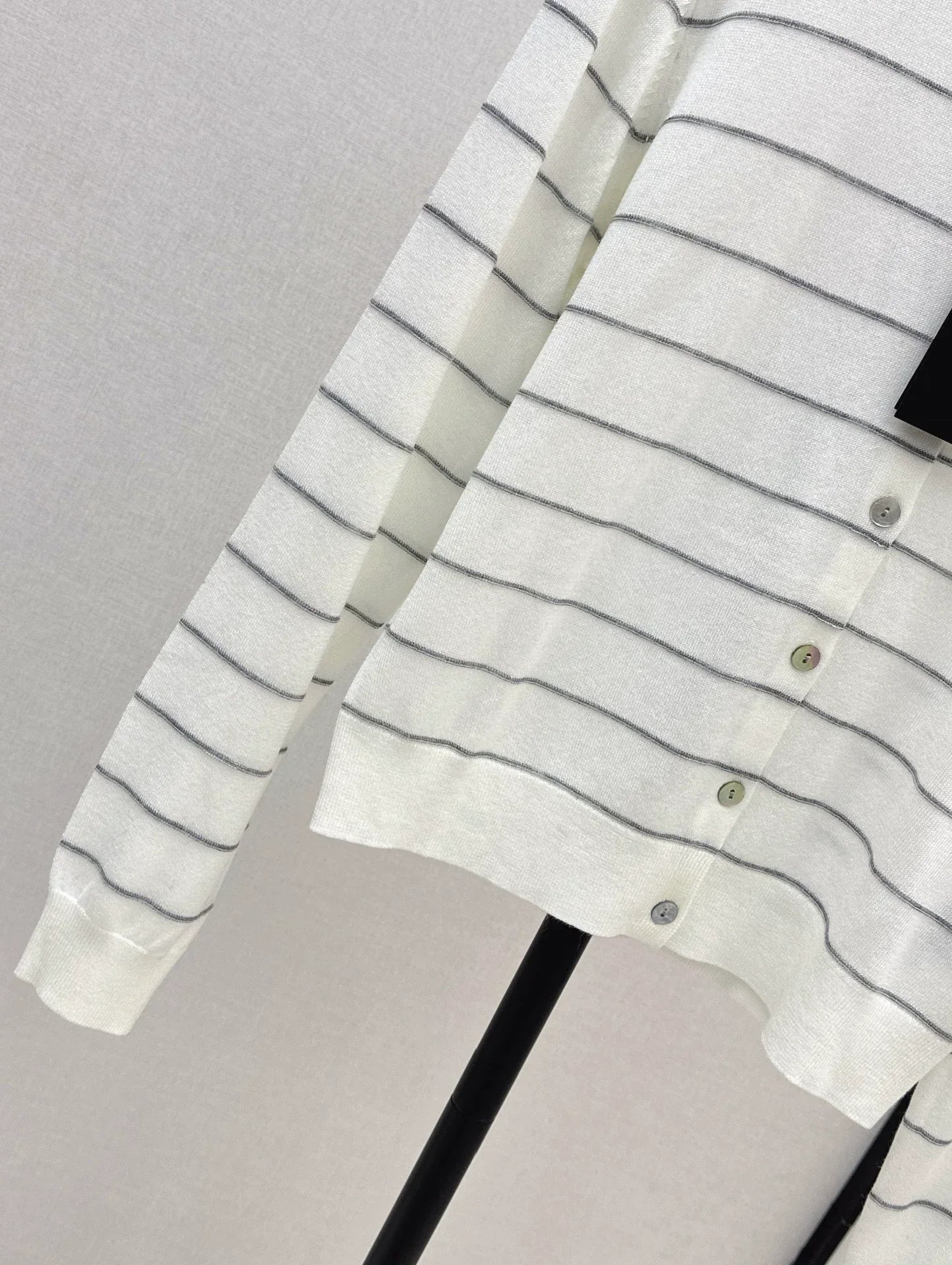 25fw Striped knitted cardigan
