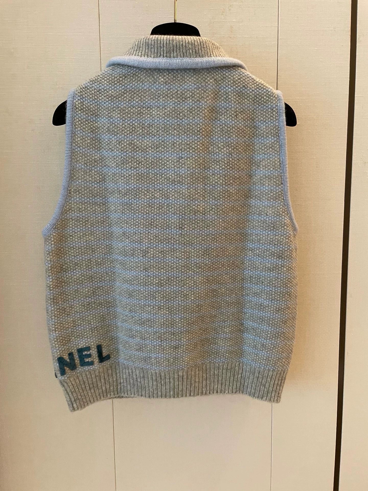 25fw Collar striped sleeveless vest (vintage series)
