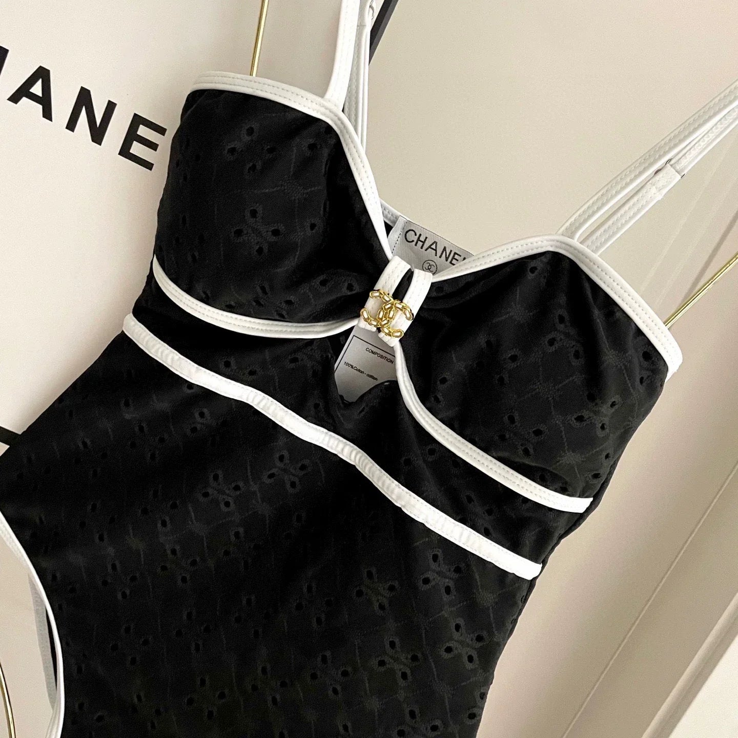 25 new hollow flower one-piece swimsuit
