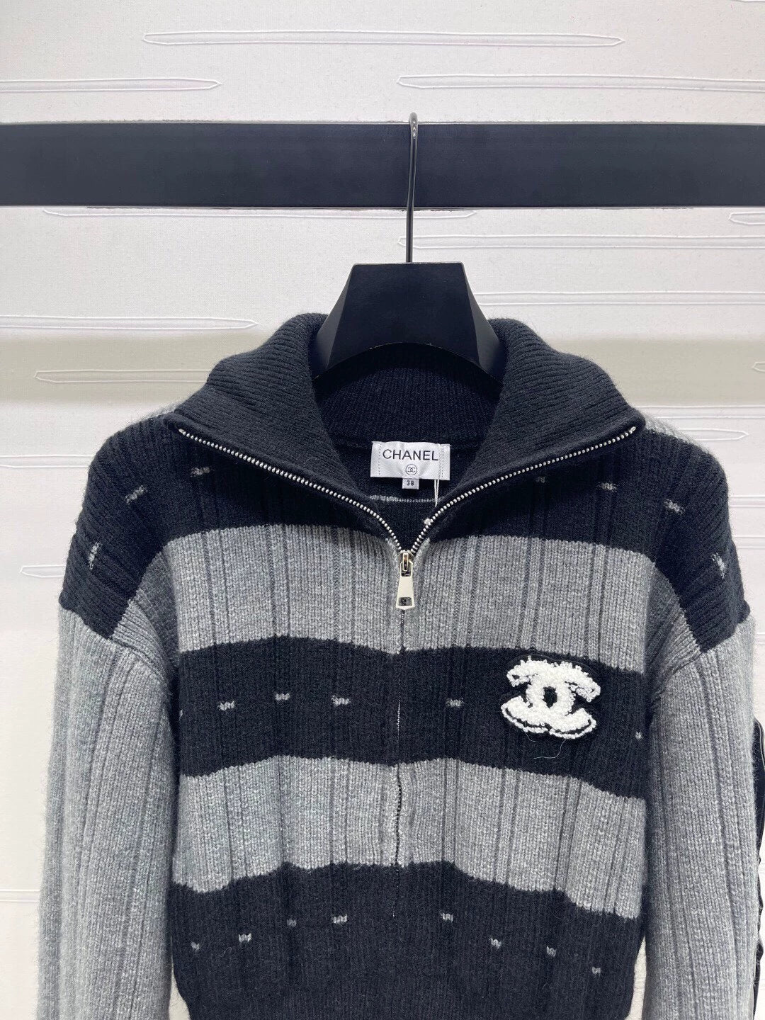Stand up collar double zipper knitted cardigan