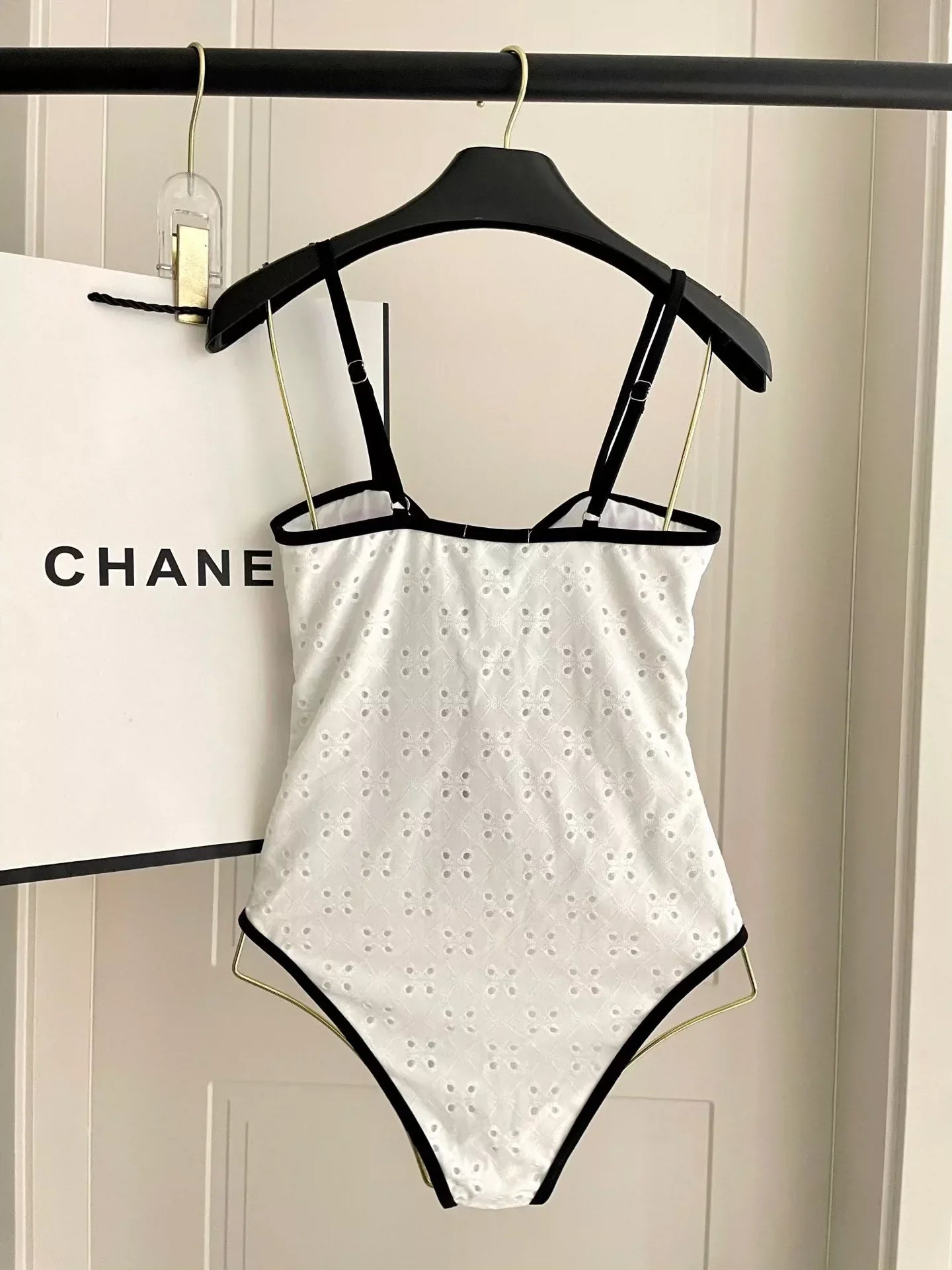 25 new hollow flower one-piece swimsuit